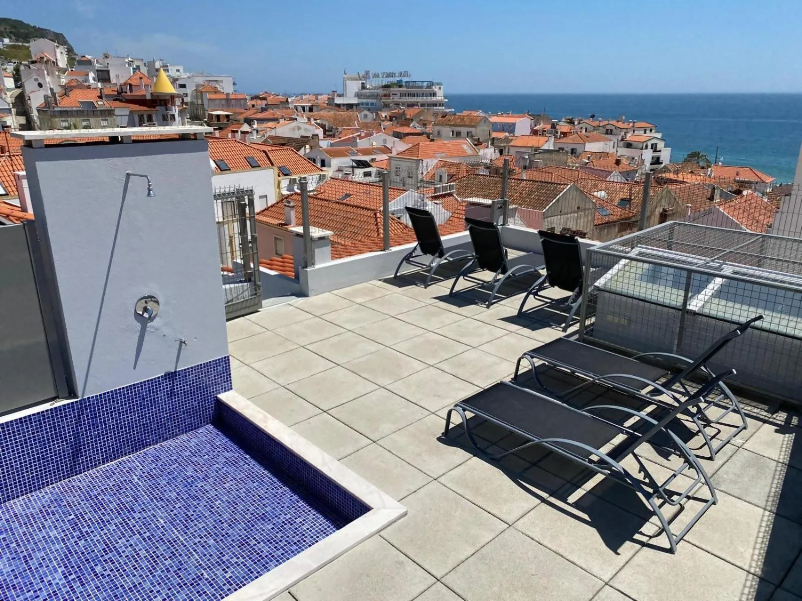 Blue Bay Beach Apartment