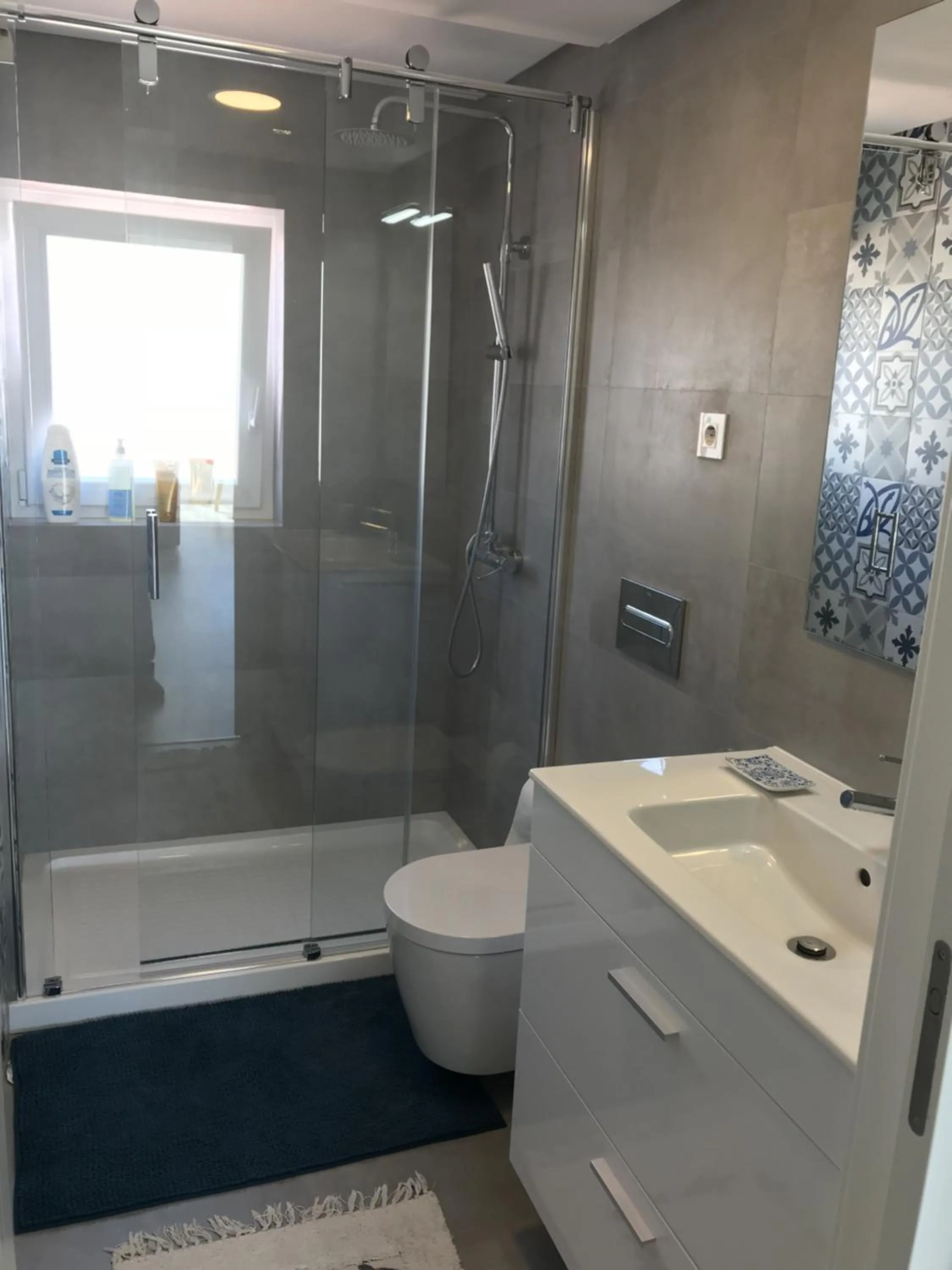 Blue Bay Beach Apartment