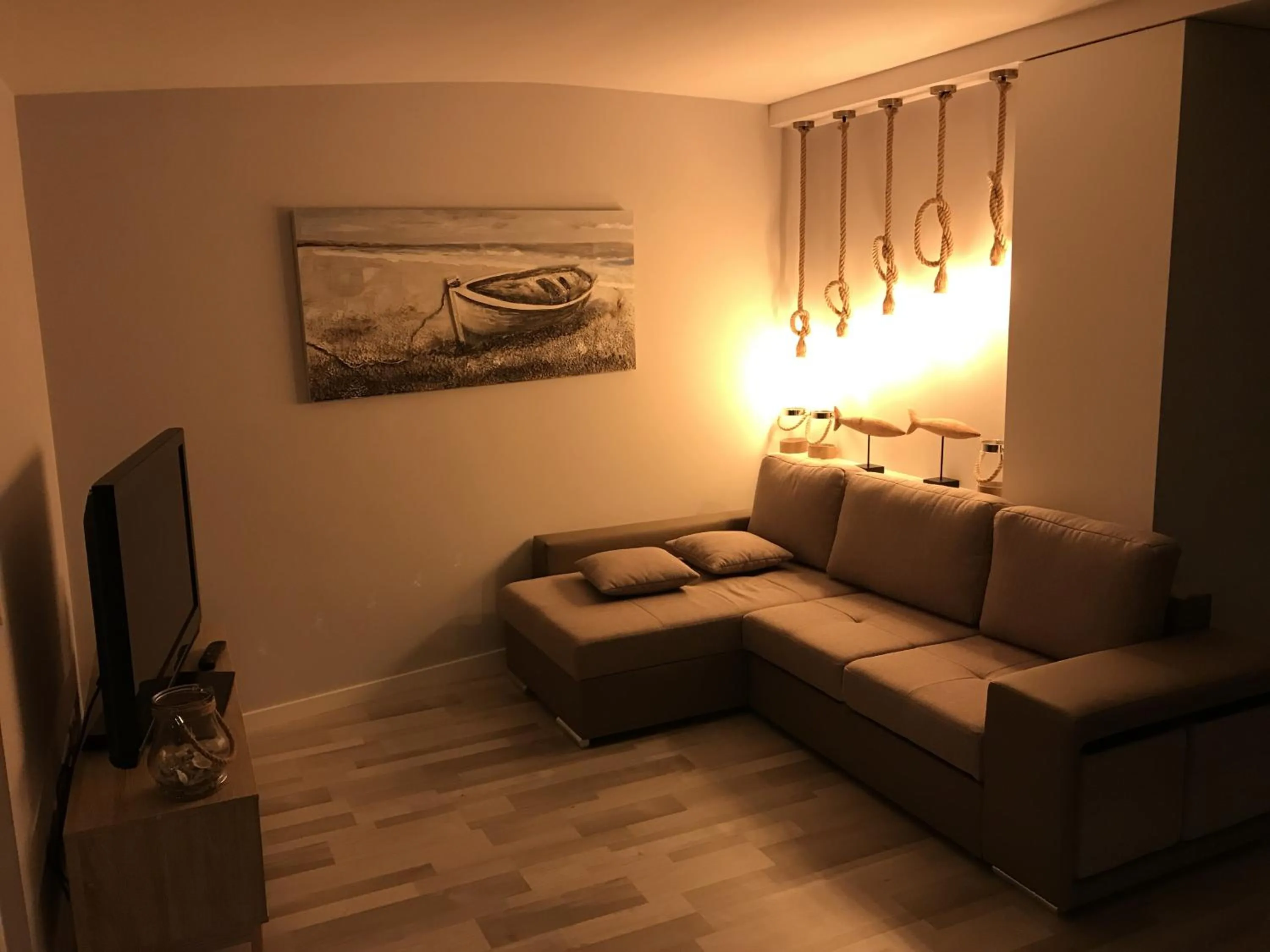 Blue Bay Beach Apartment