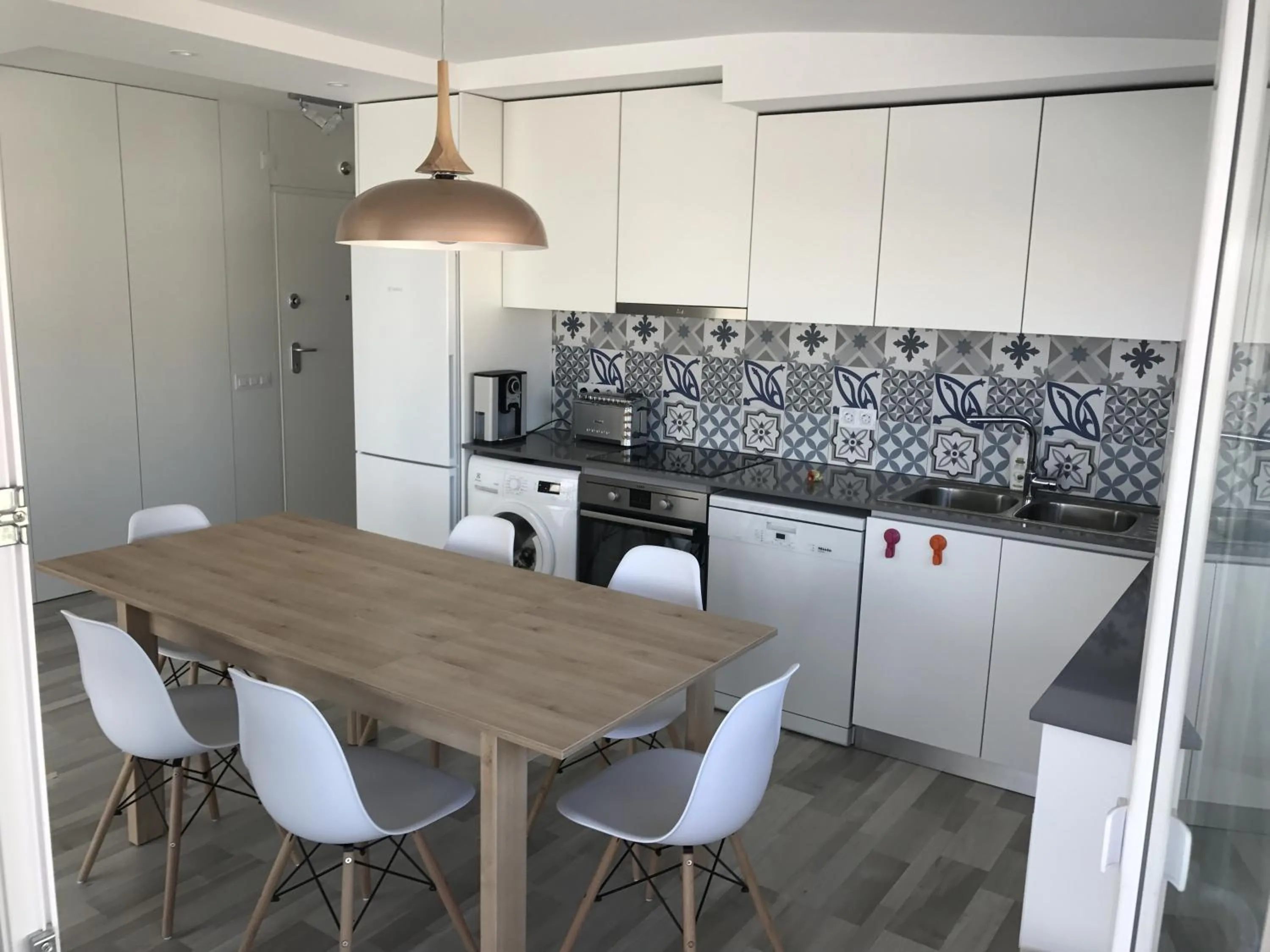 Blue Bay Beach Apartment