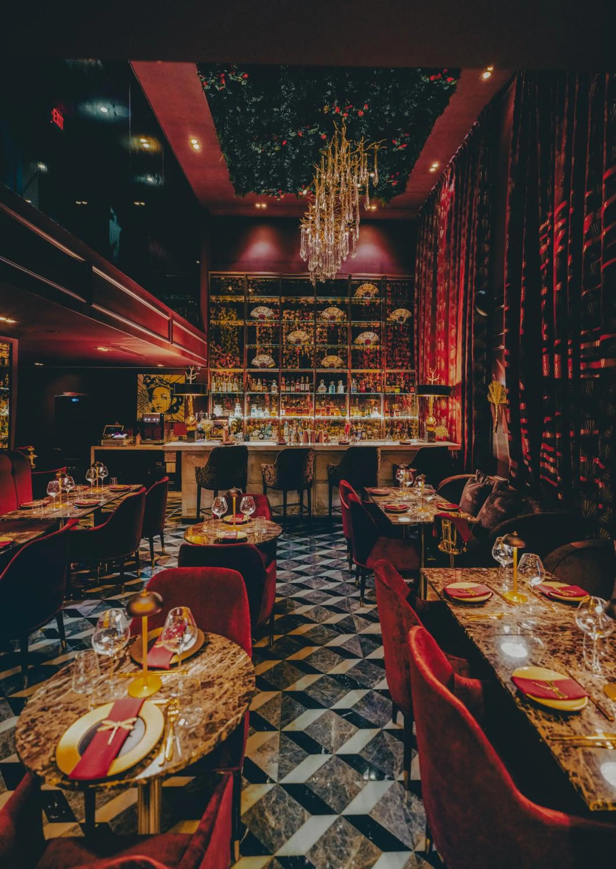 Restaurant/places to eat in O:LV Fifty Five Hotel - Adults Only