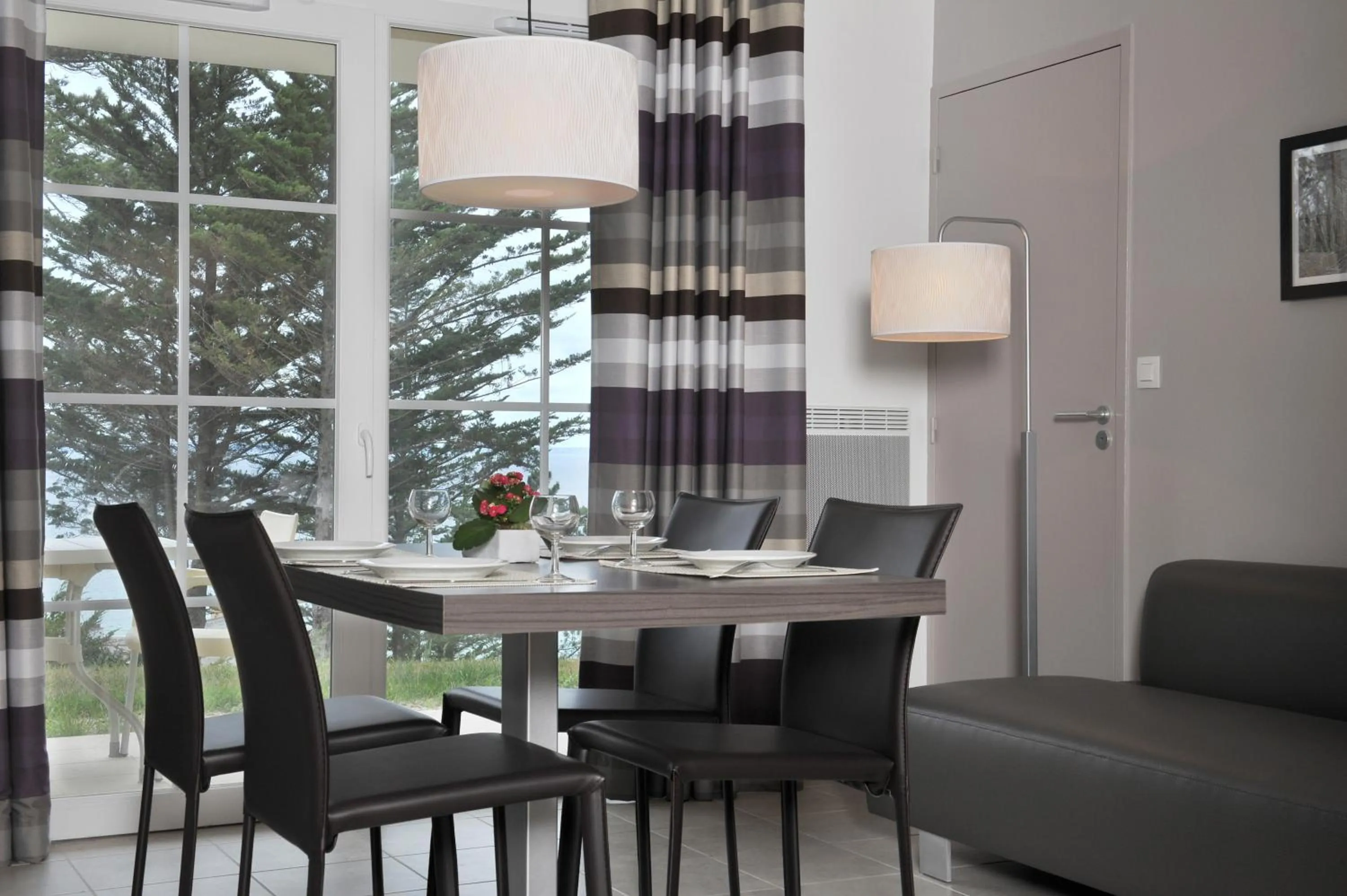 Photo of the whole room in Les Villas du SPA