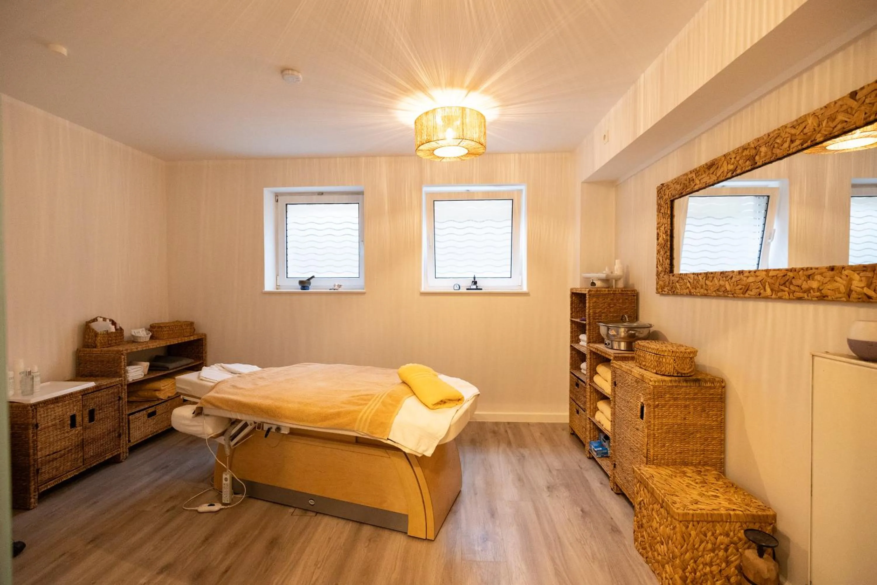 Massage, Bed in Seeblick Genuss und Spa Resort Amrum