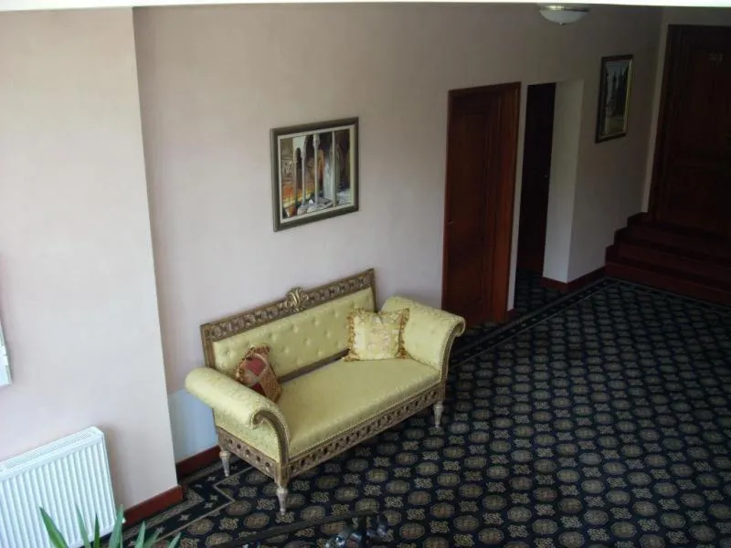 Seating area in Hotel Royal