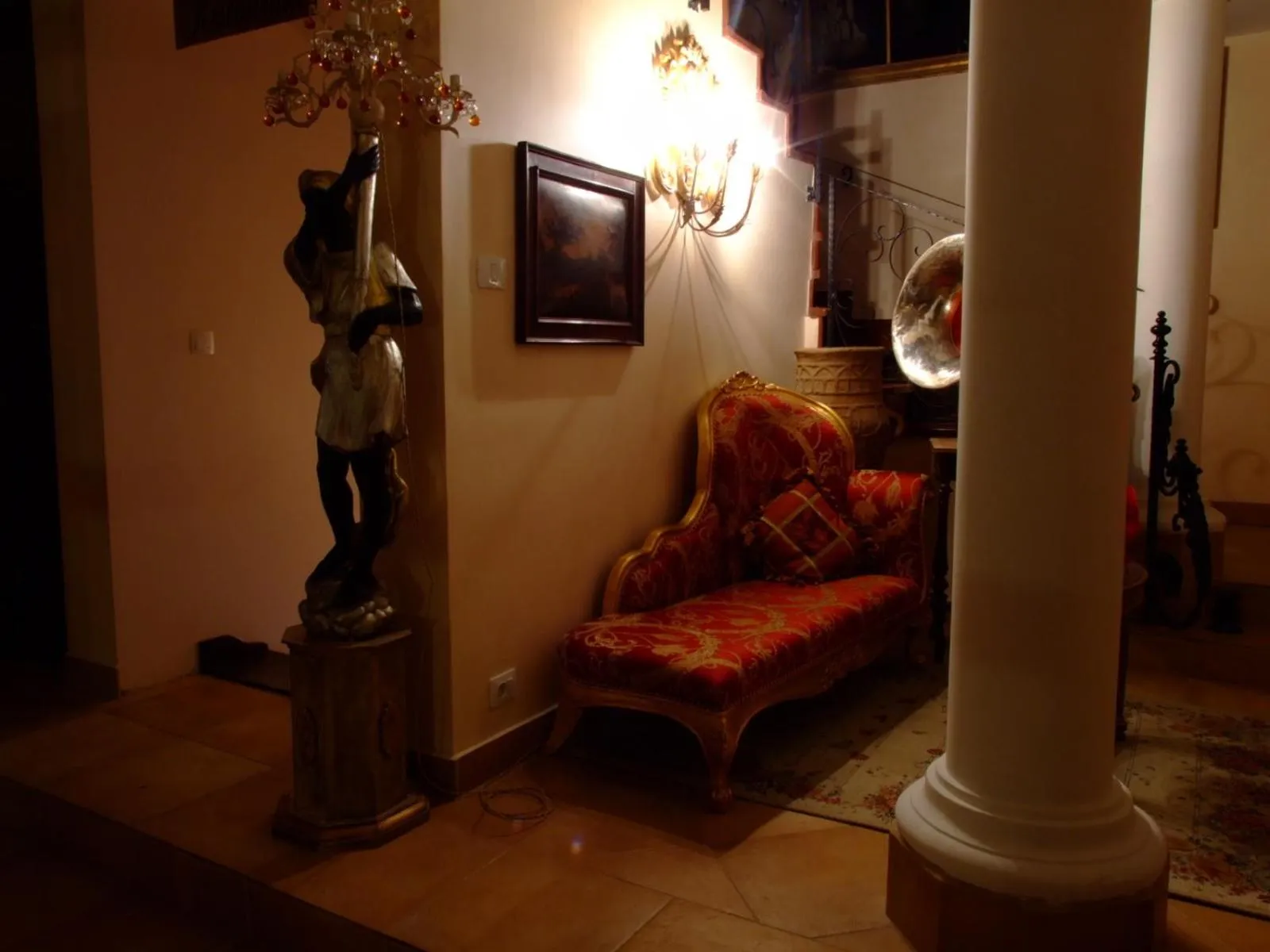 Lobby or reception in Hotel Royal