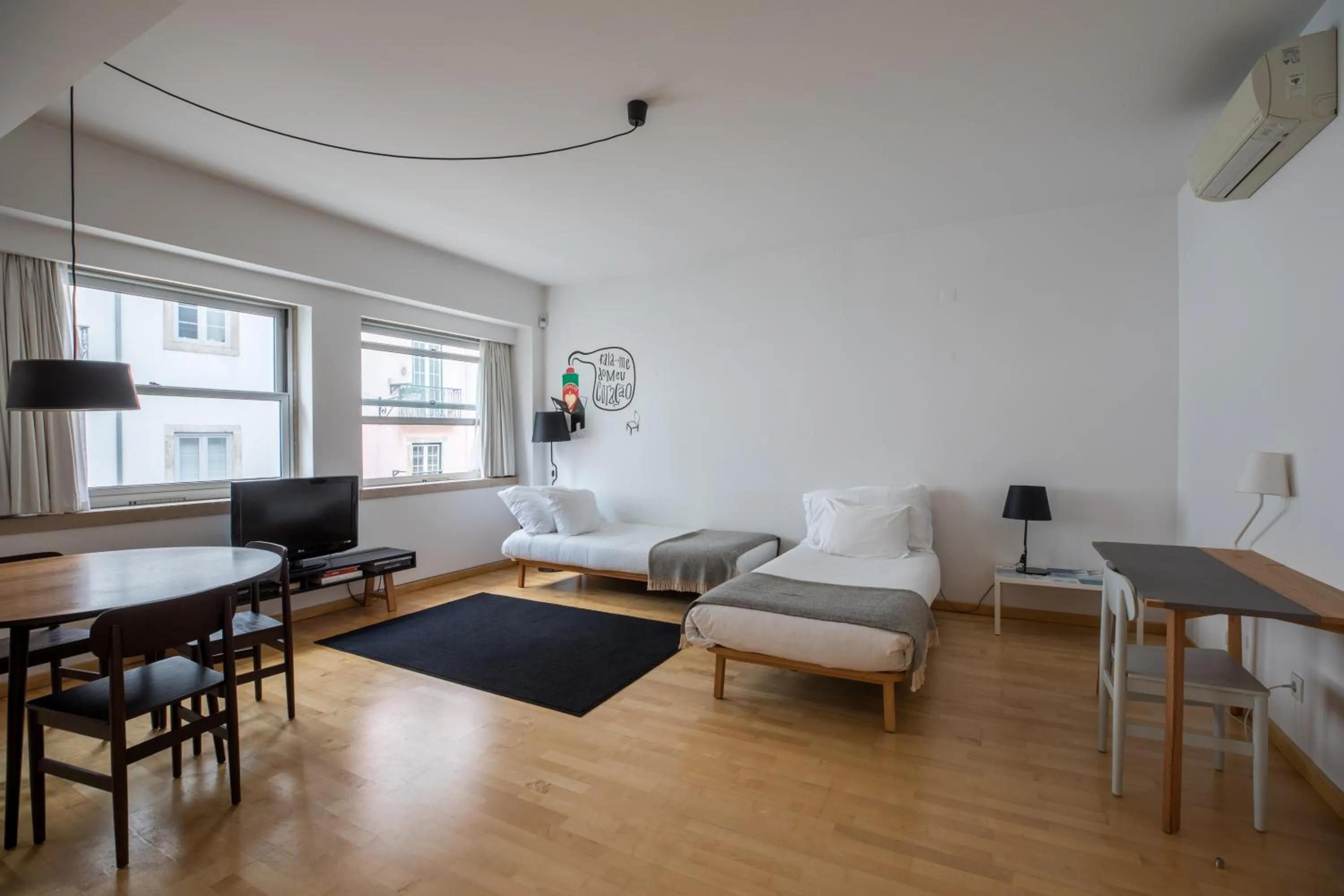 Living room in The Lisbonaire Apartments