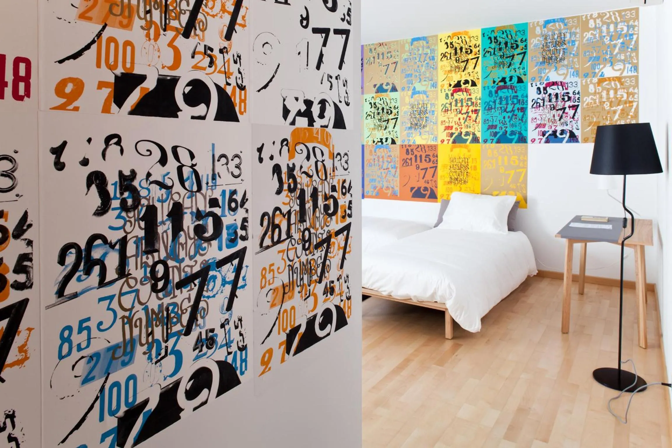 Bedroom, Bed in The Lisbonaire Apartments