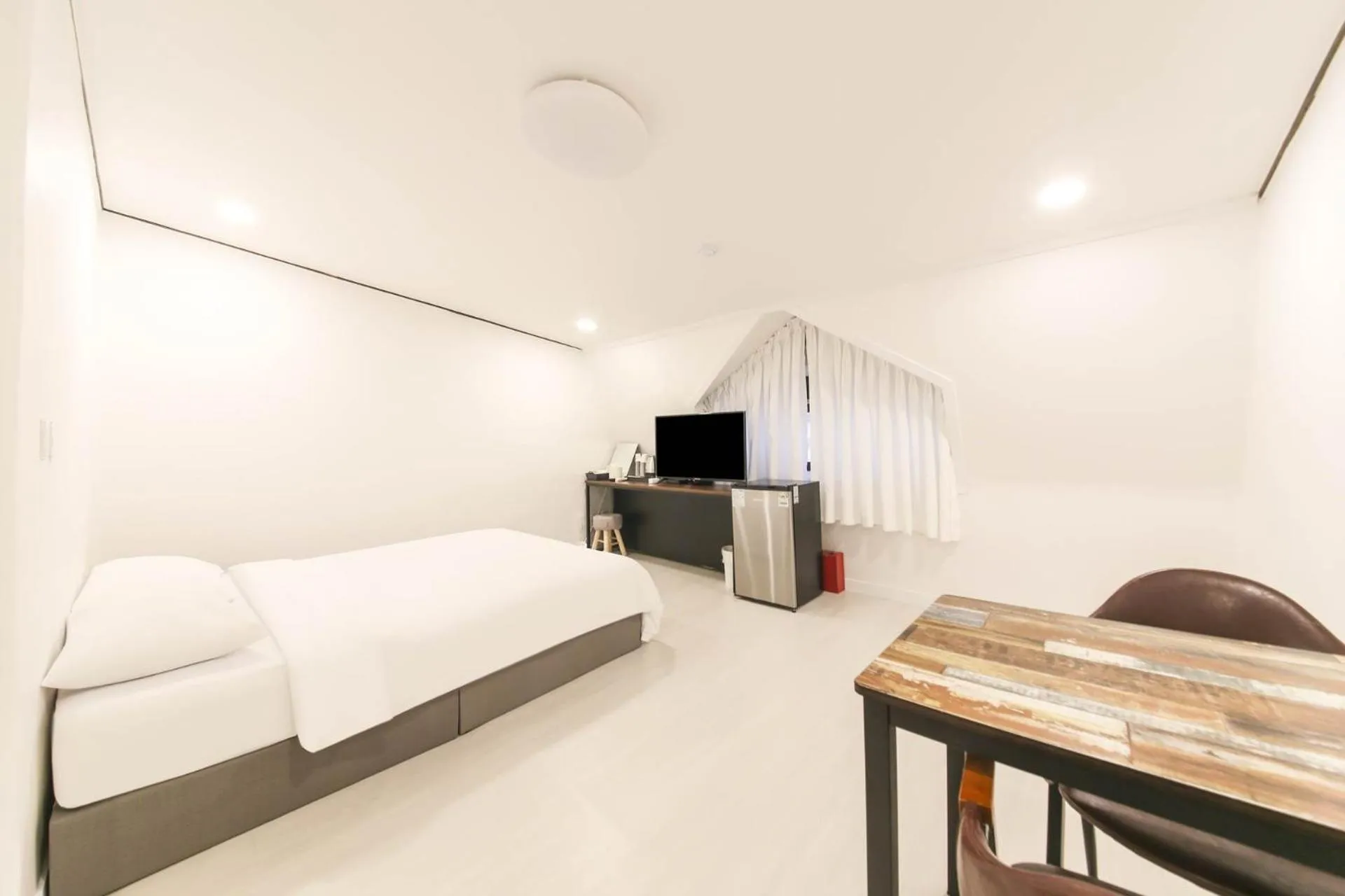 Bed in Seorak HOT Spring Mammoth Resotel