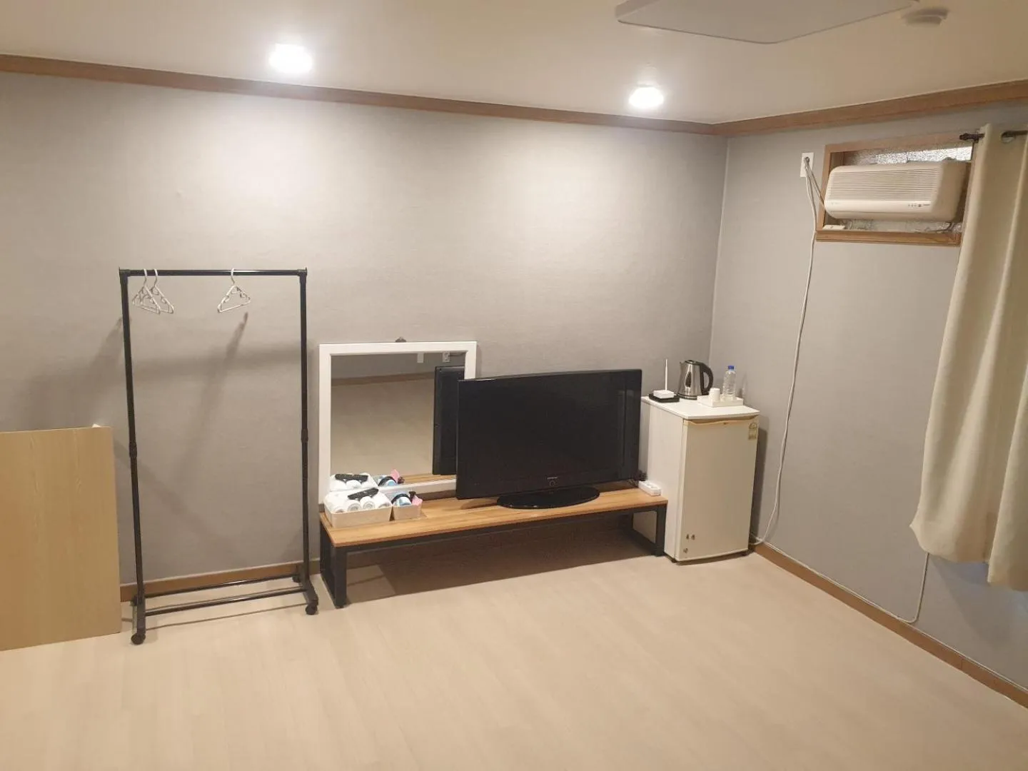 Decorative detail in Seorak HOT Spring Mammoth Resotel