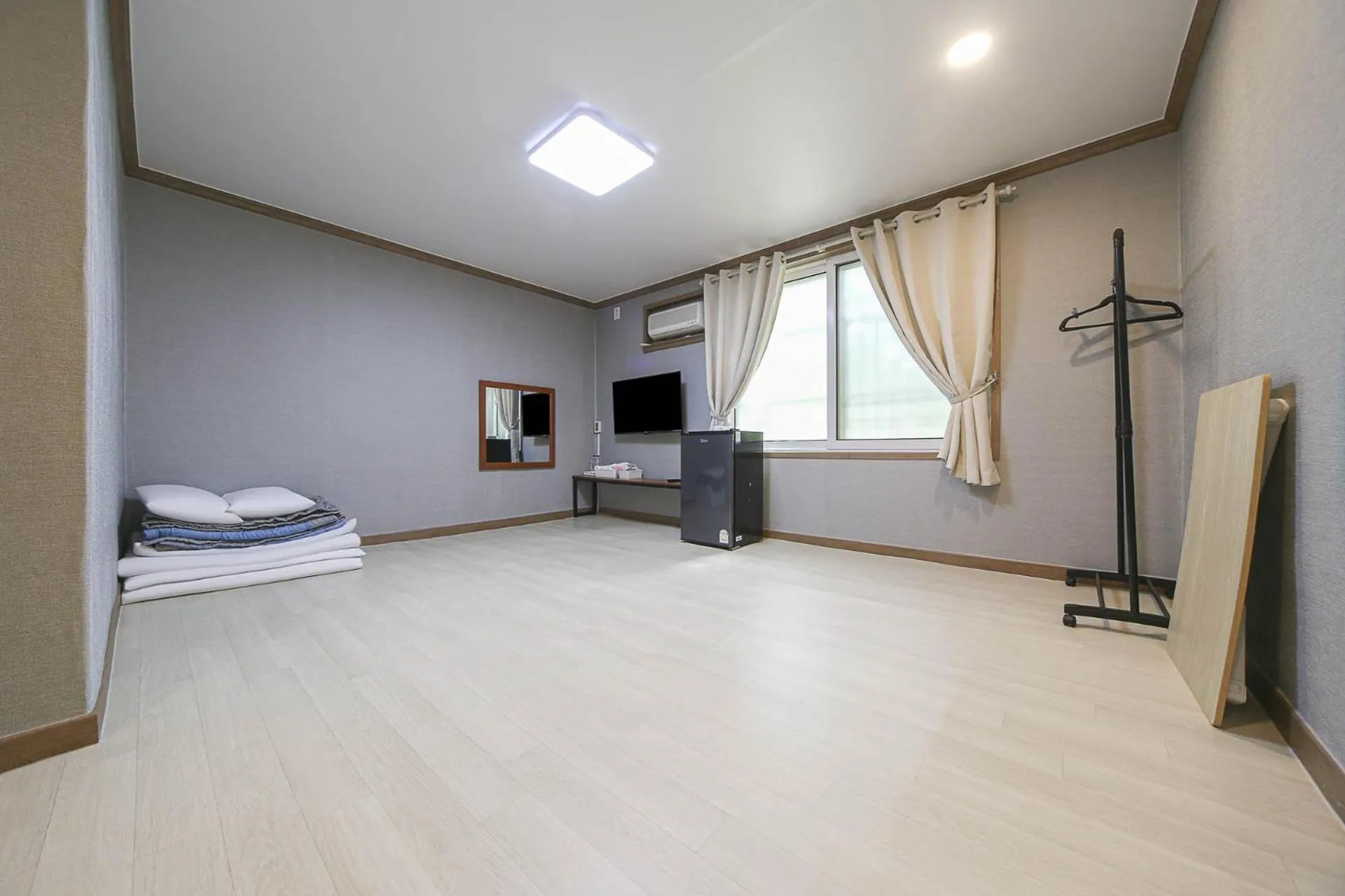 Photo of the whole room in Seorak HOT Spring Mammoth Resotel