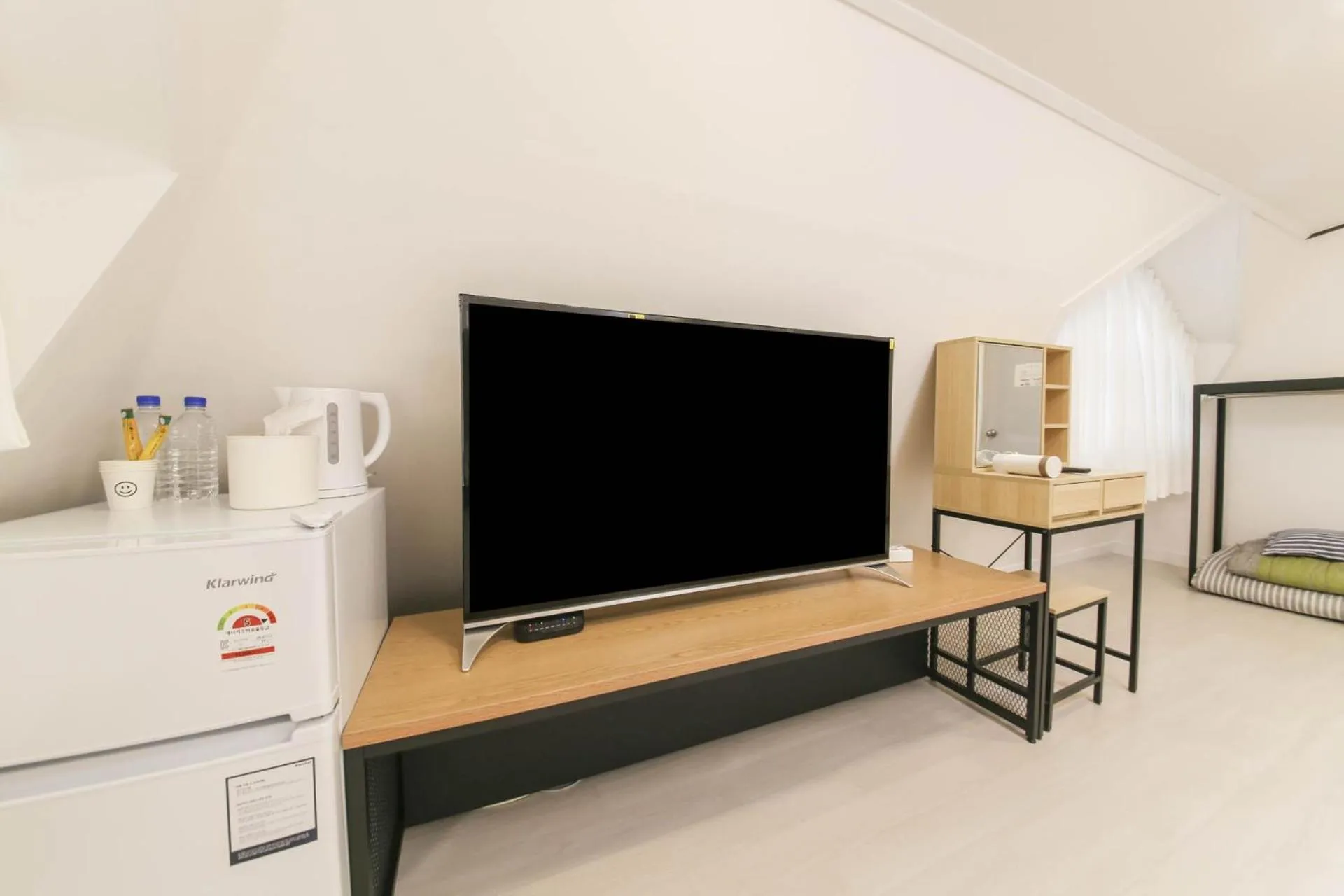 TV and multimedia in Seorak HOT Spring Mammoth Resotel