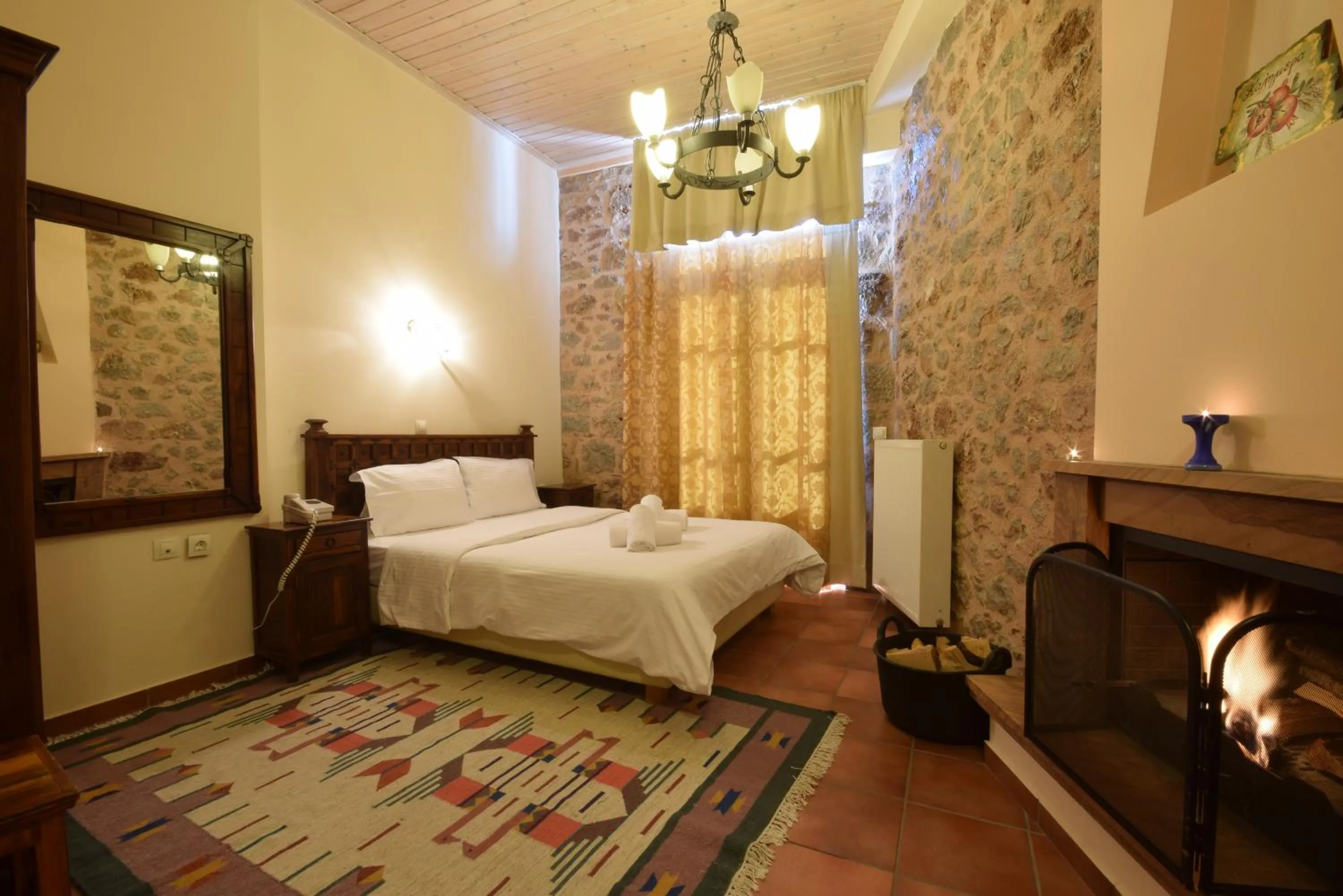 Photo of the whole room, Bed in Hotel Parnassos