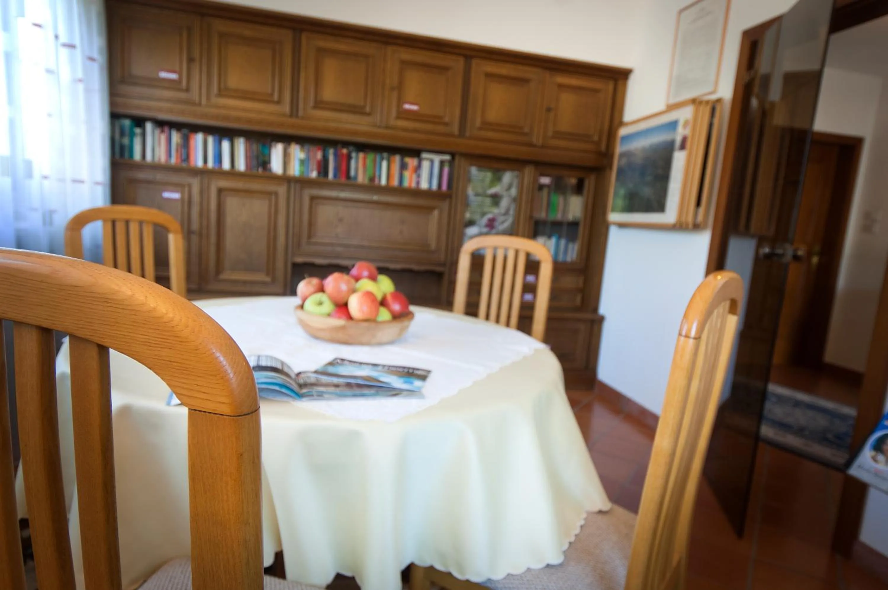 Communal lounge/ TV room in Residence Pollingerhof