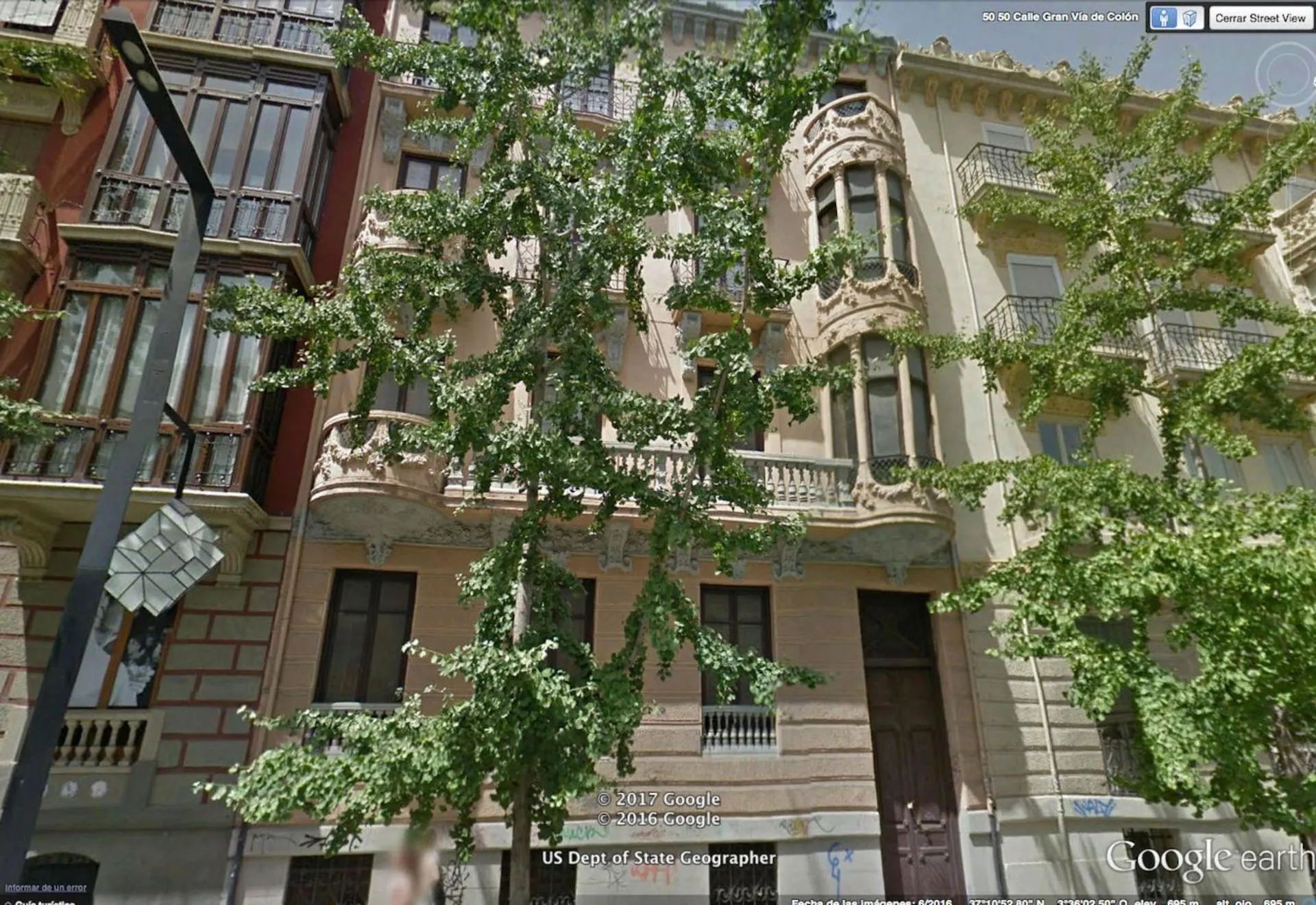 Facade/entrance in ECO Hostel