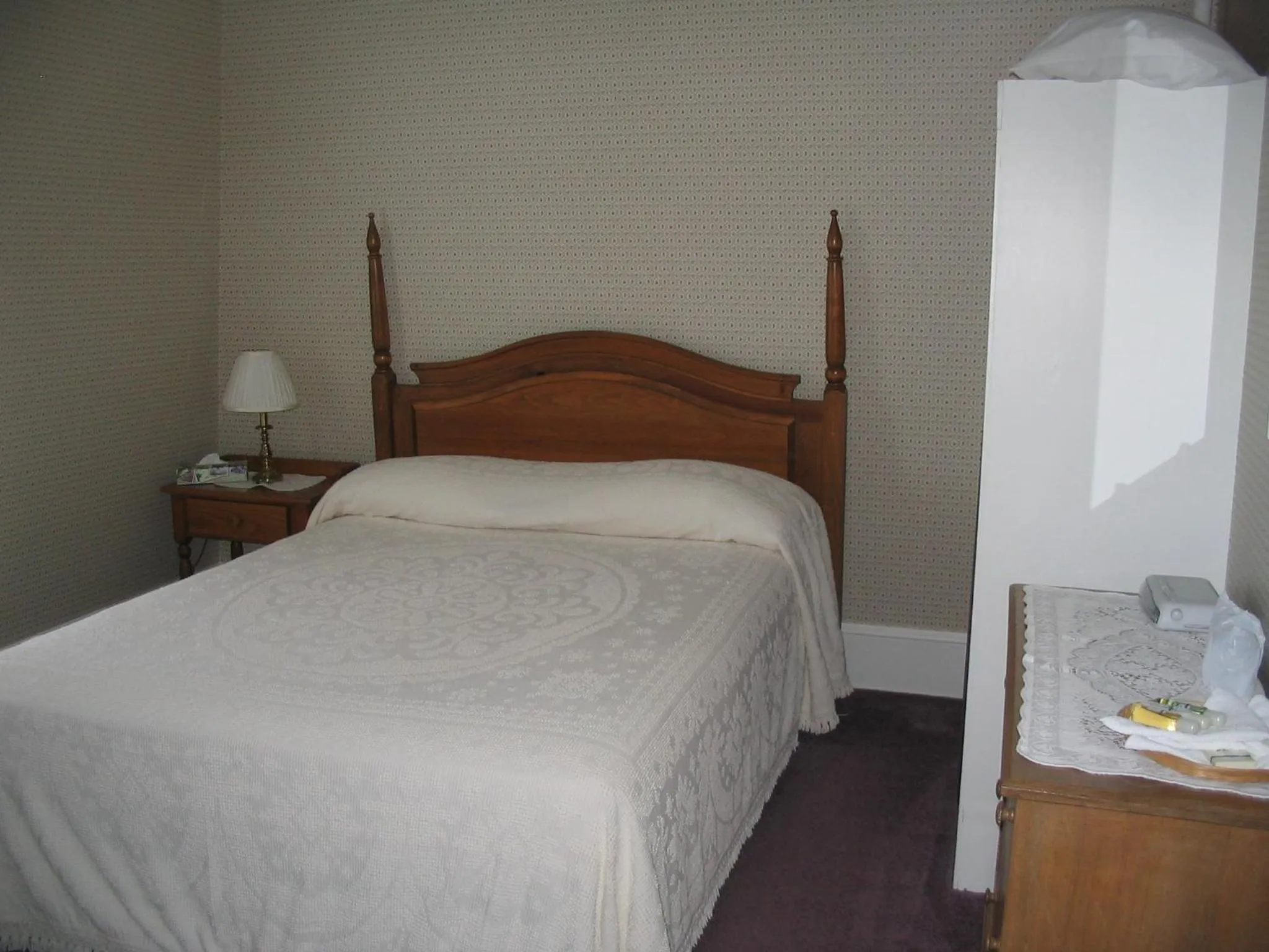 Shaw's Hotel & Cottages