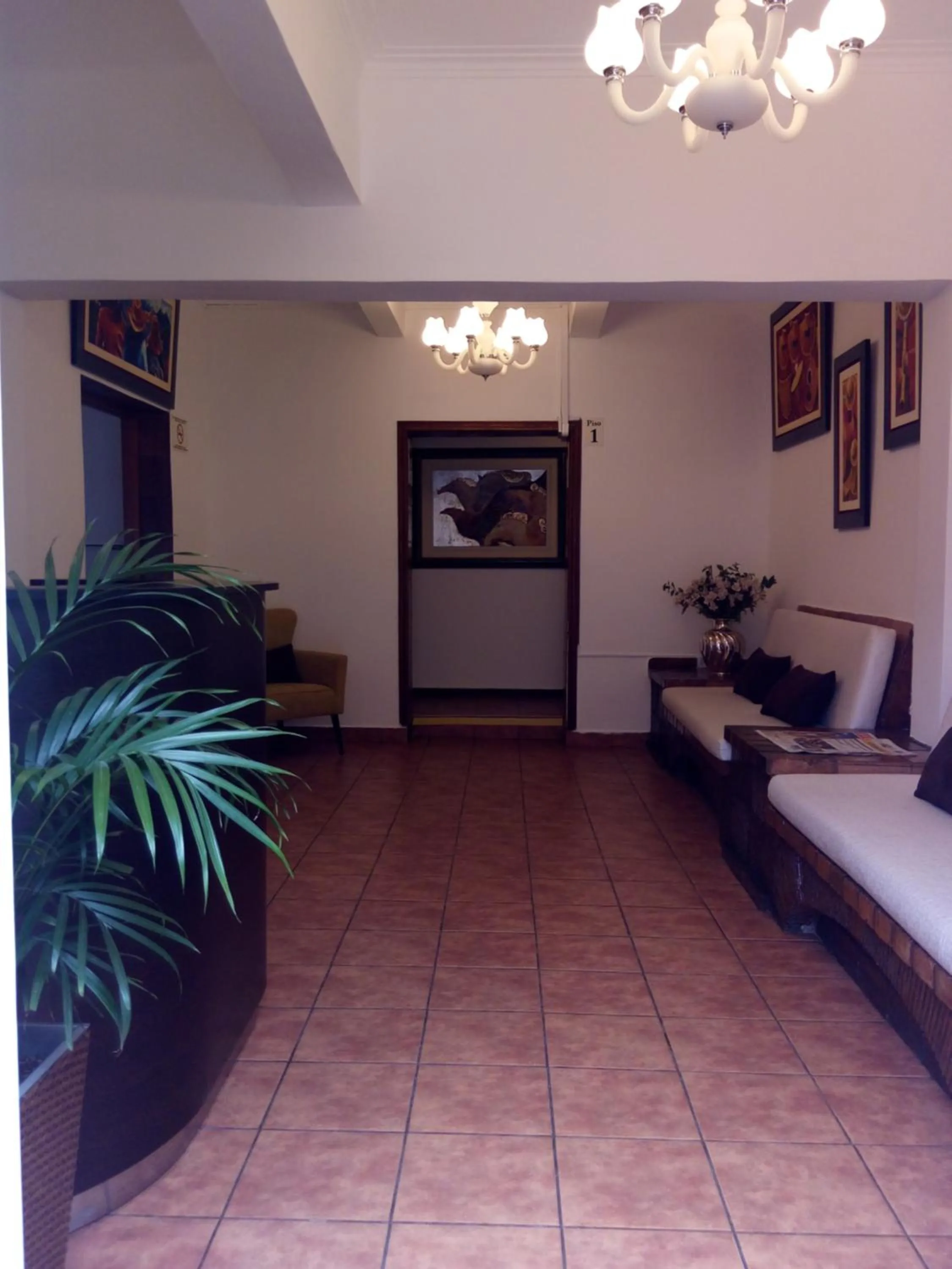 Lobby or reception in Jose Luis Hostal Boutique
