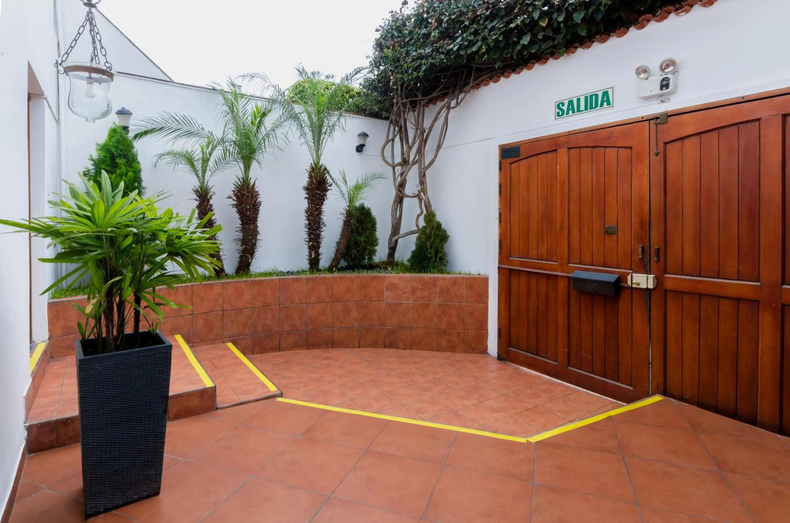 Facade/entrance in Jose Luis Hostal Boutique