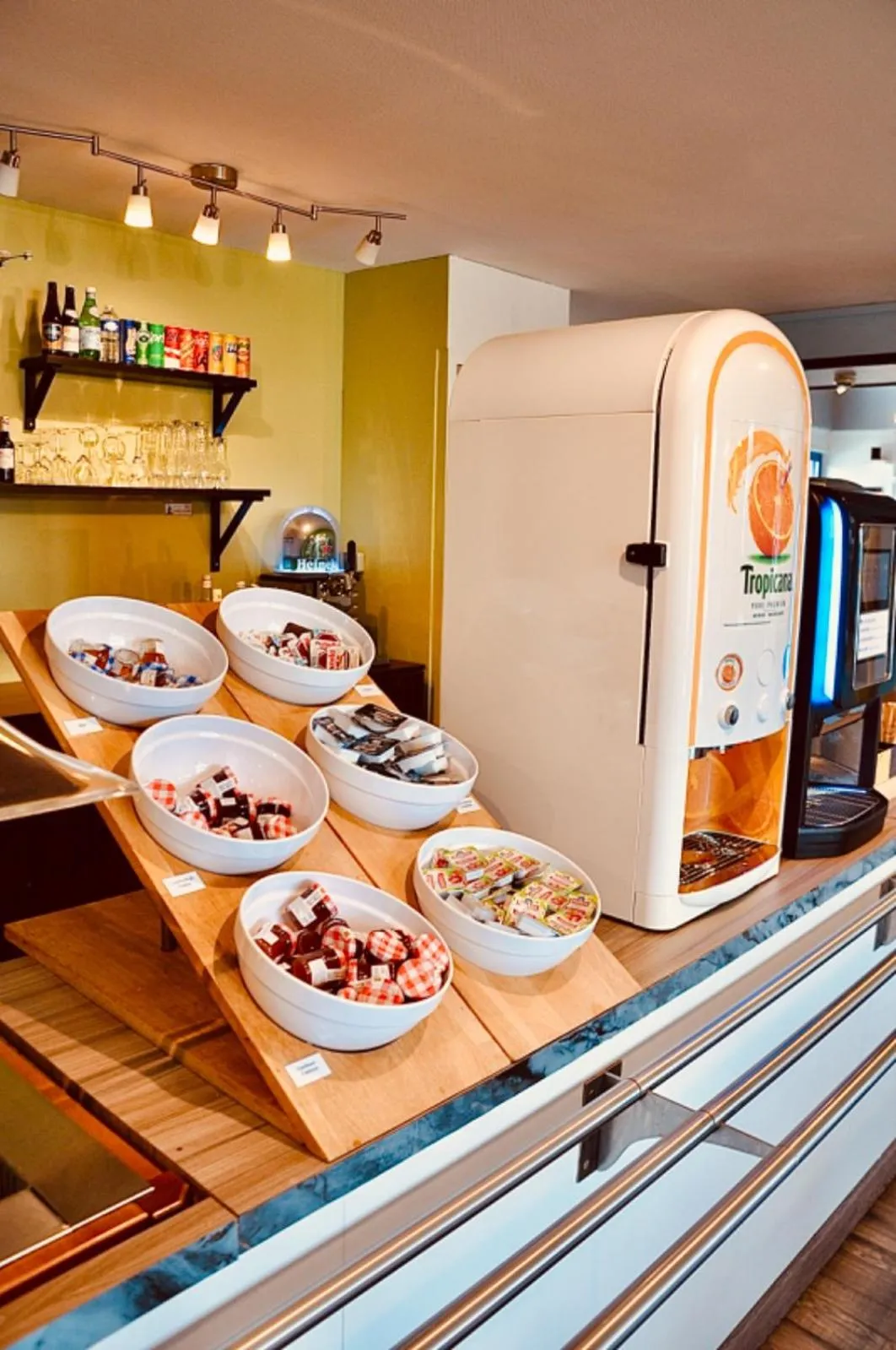 Breakfast in Kyriad Toulouse Sud - Roques