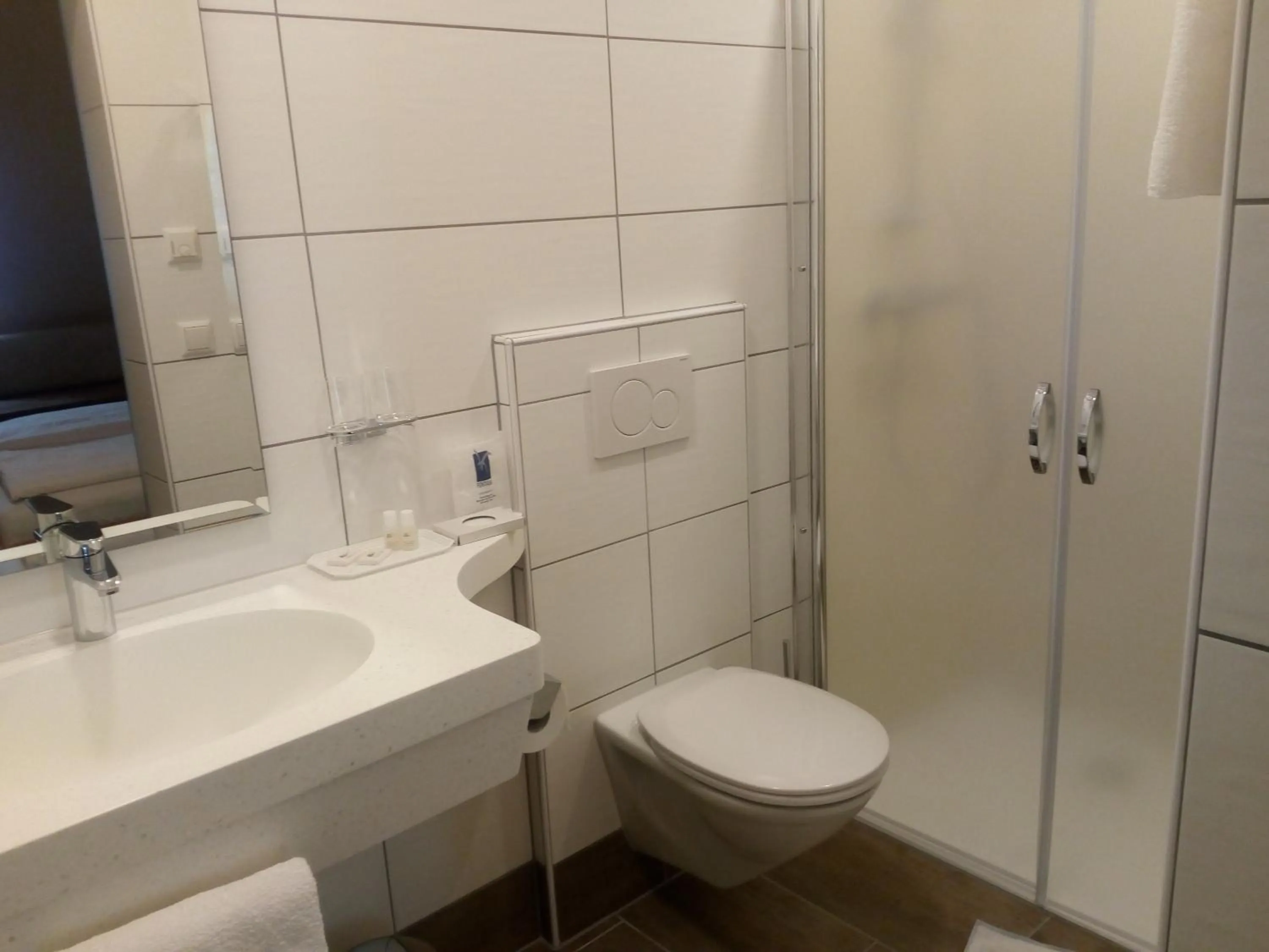 Shower in Hotel Restaurant zum Schwan