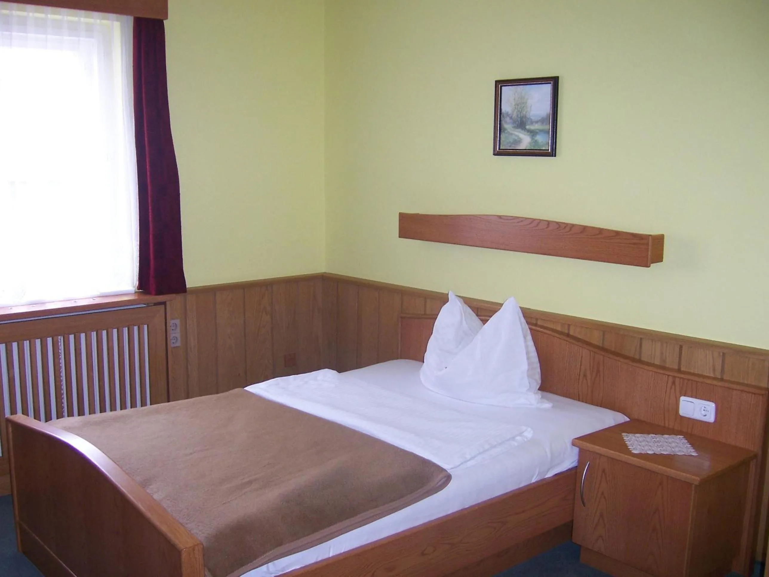 Bedroom, Bed in Hotel Restaurant zum Schwan