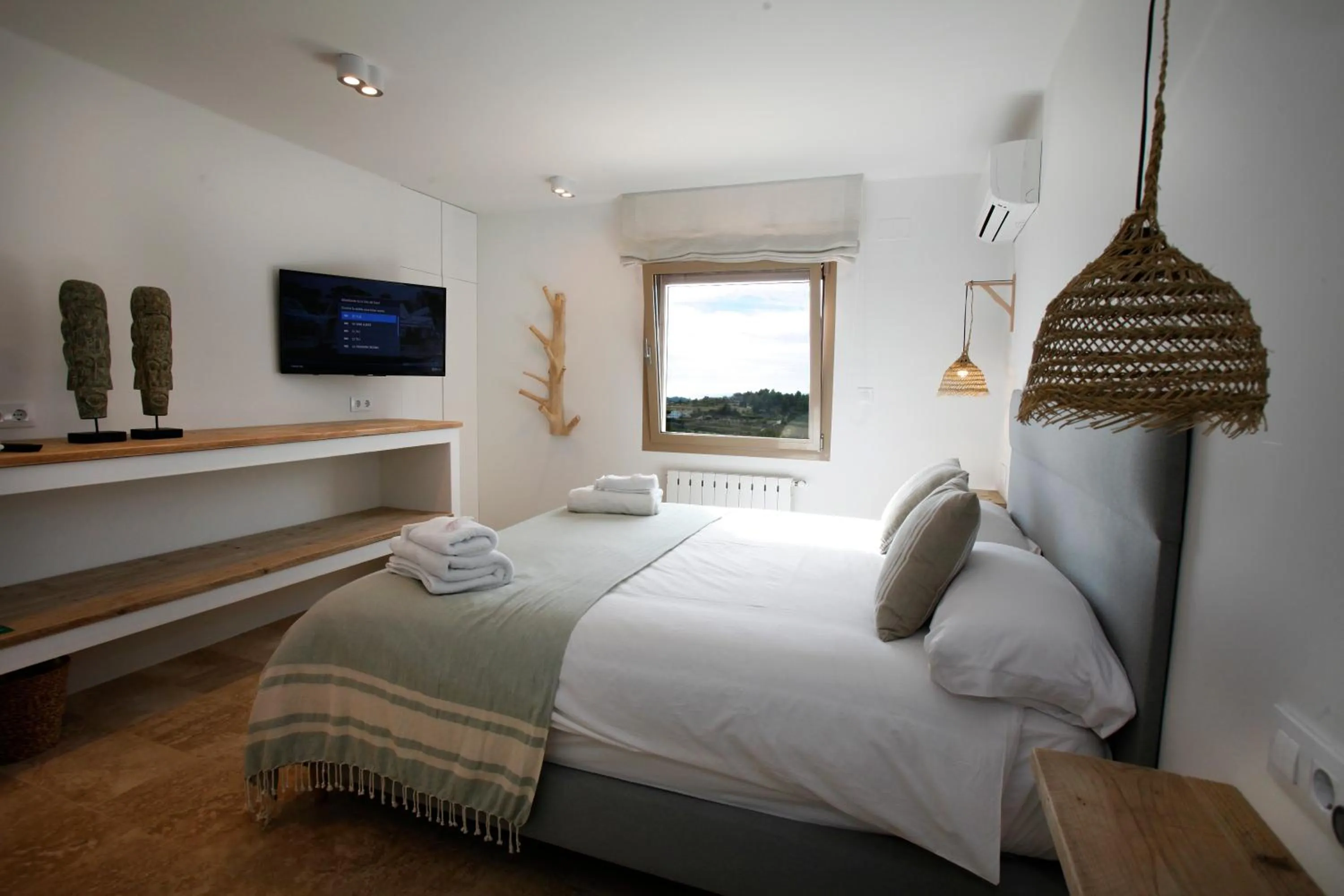 Bed in Abeniss Boutique B&B