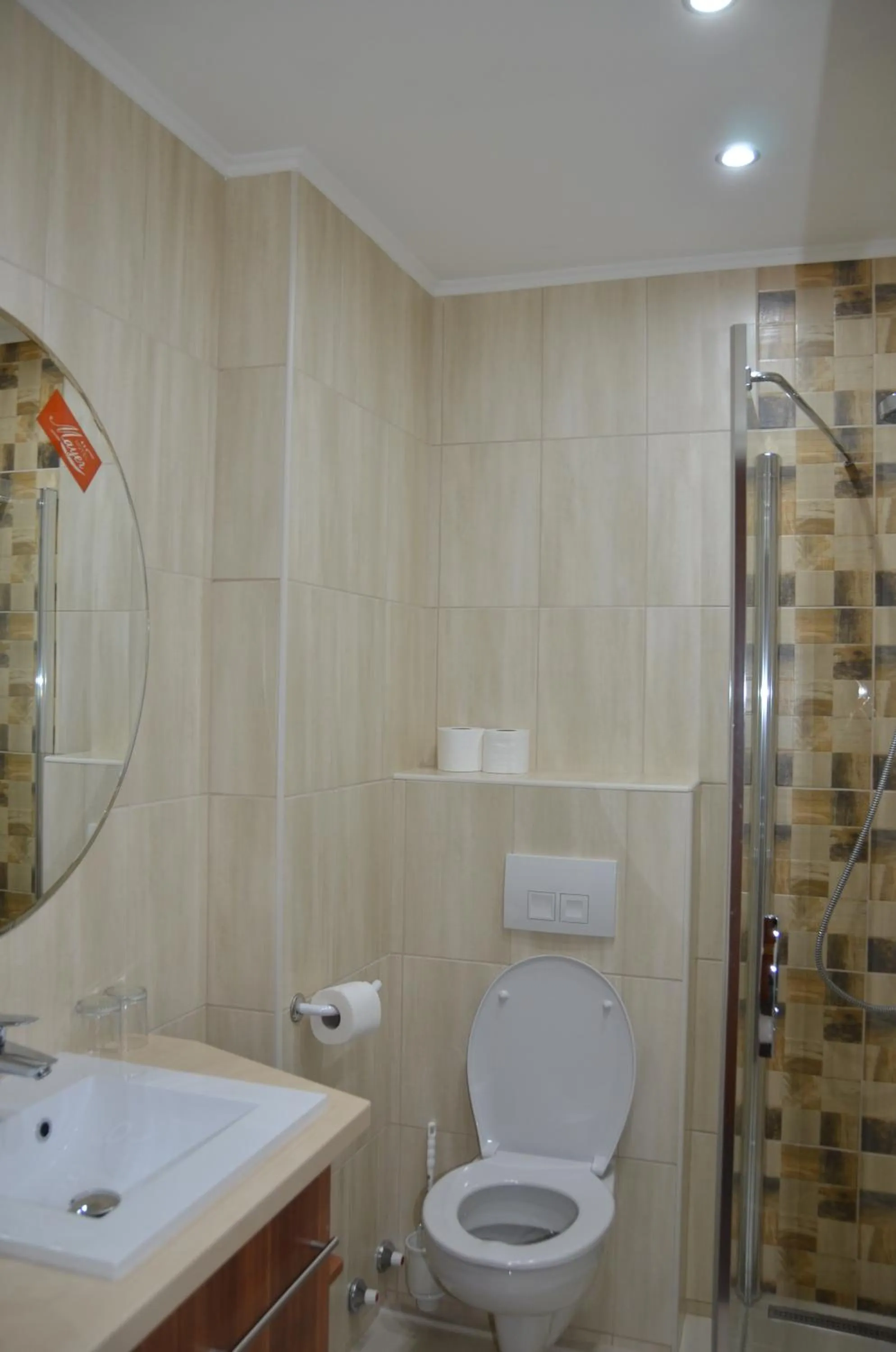 Photo of the whole room in Hotel Mayer Alsóörs