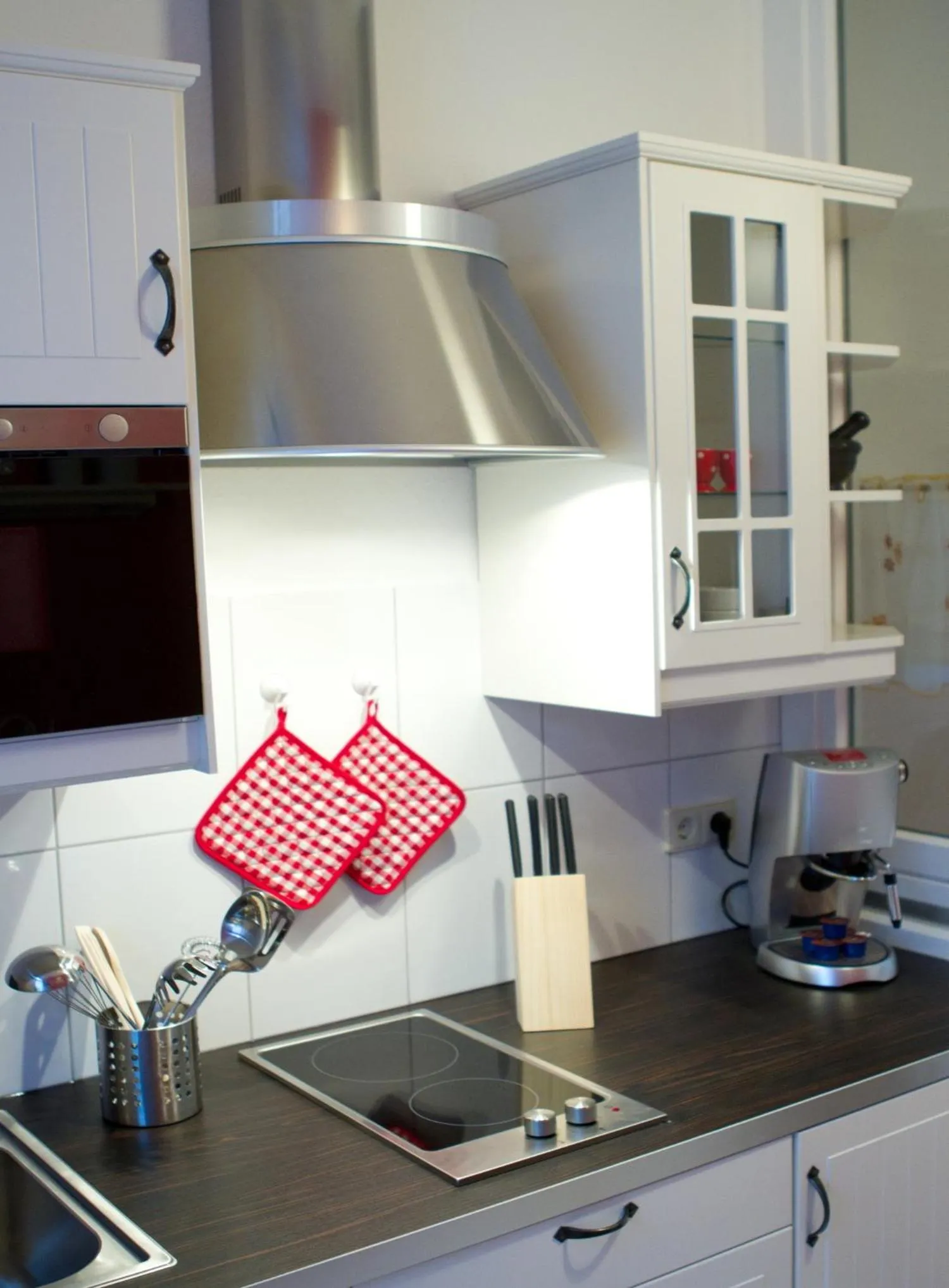 Kitchen or kitchenette in Suiten Hotel Dependance Laterne