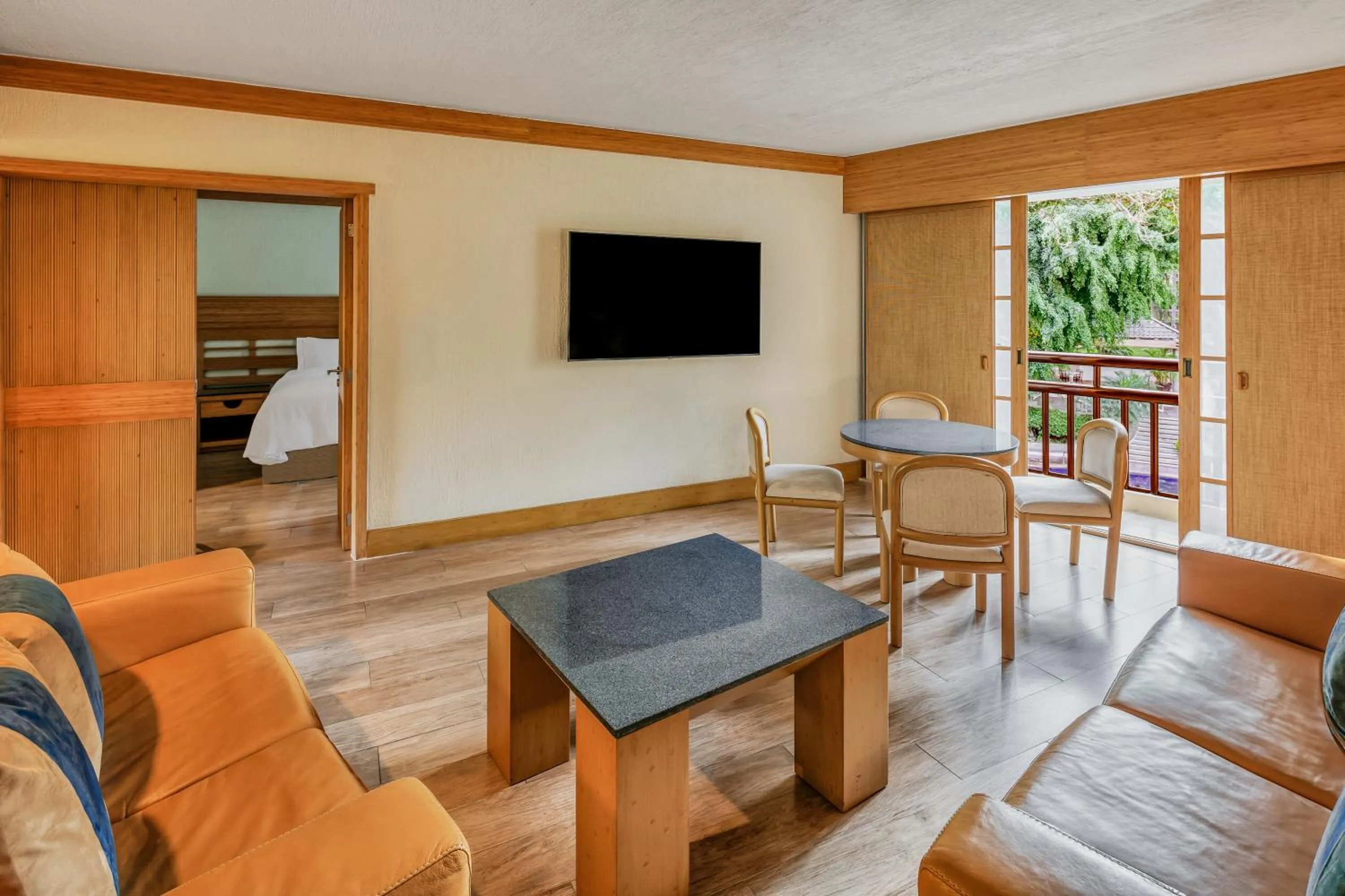 Communal lounge/ TV room in Grand Fiesta Americana Sumiya Cuernavaca