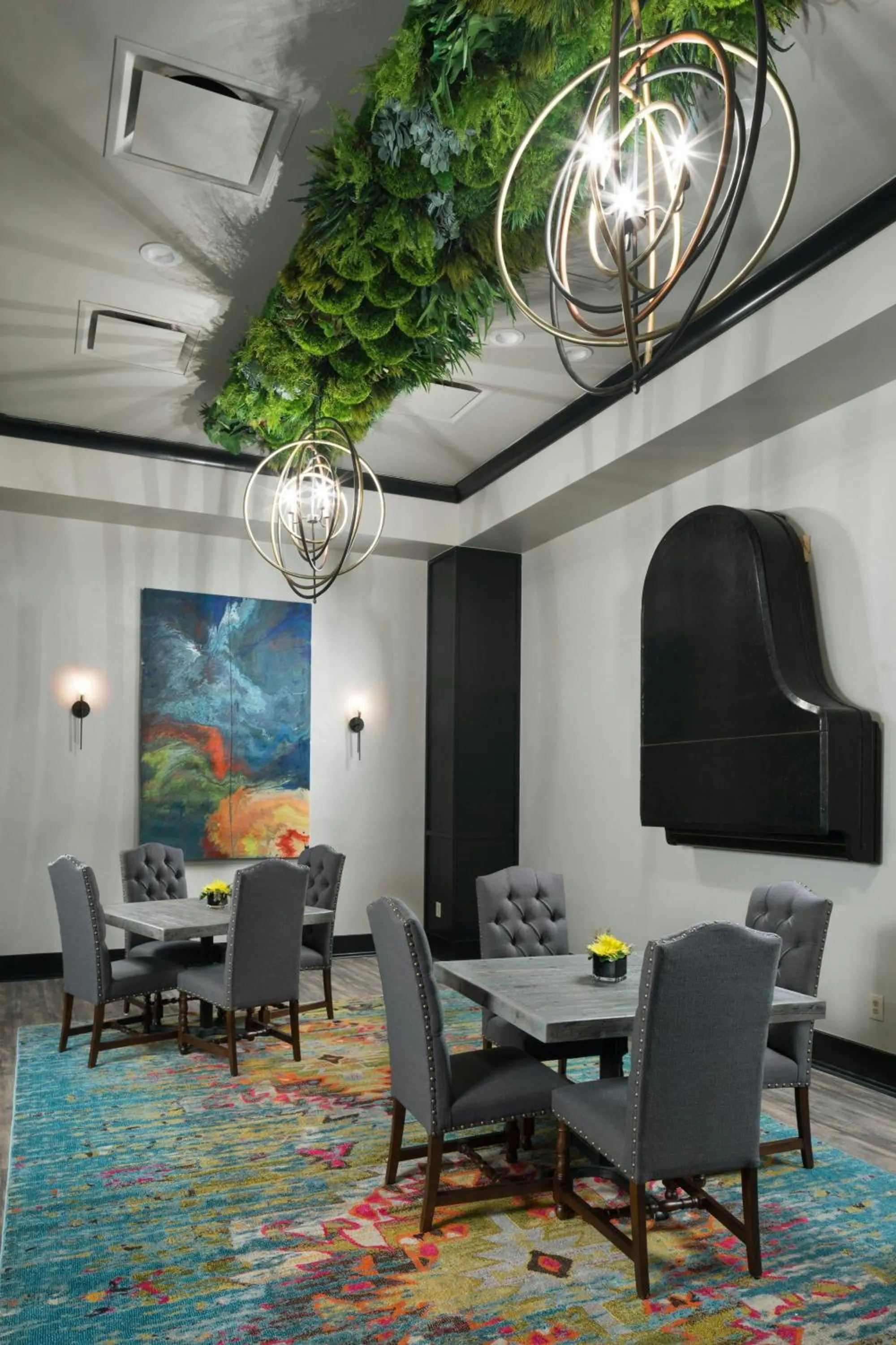 Restaurant/places to eat in Sheraton Oklahoma City Downtown Hotel