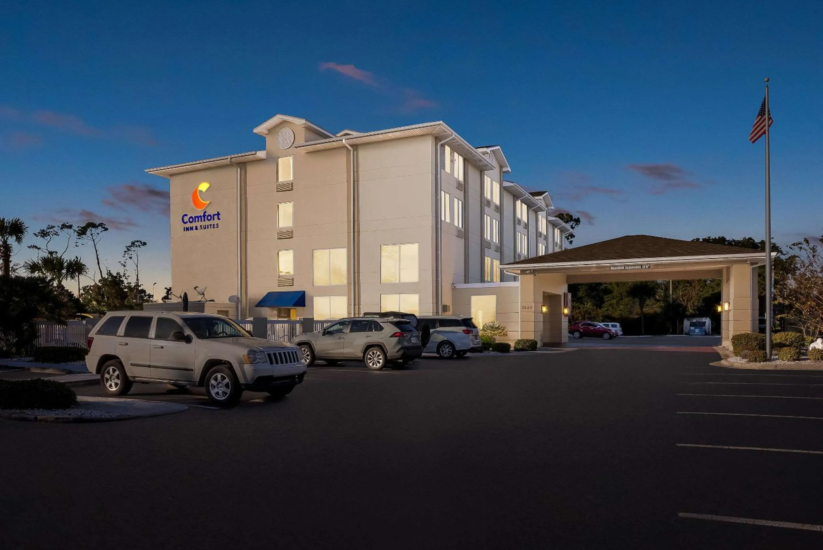 Property building in Comfort Inn & Suites Panama City - St Andrew