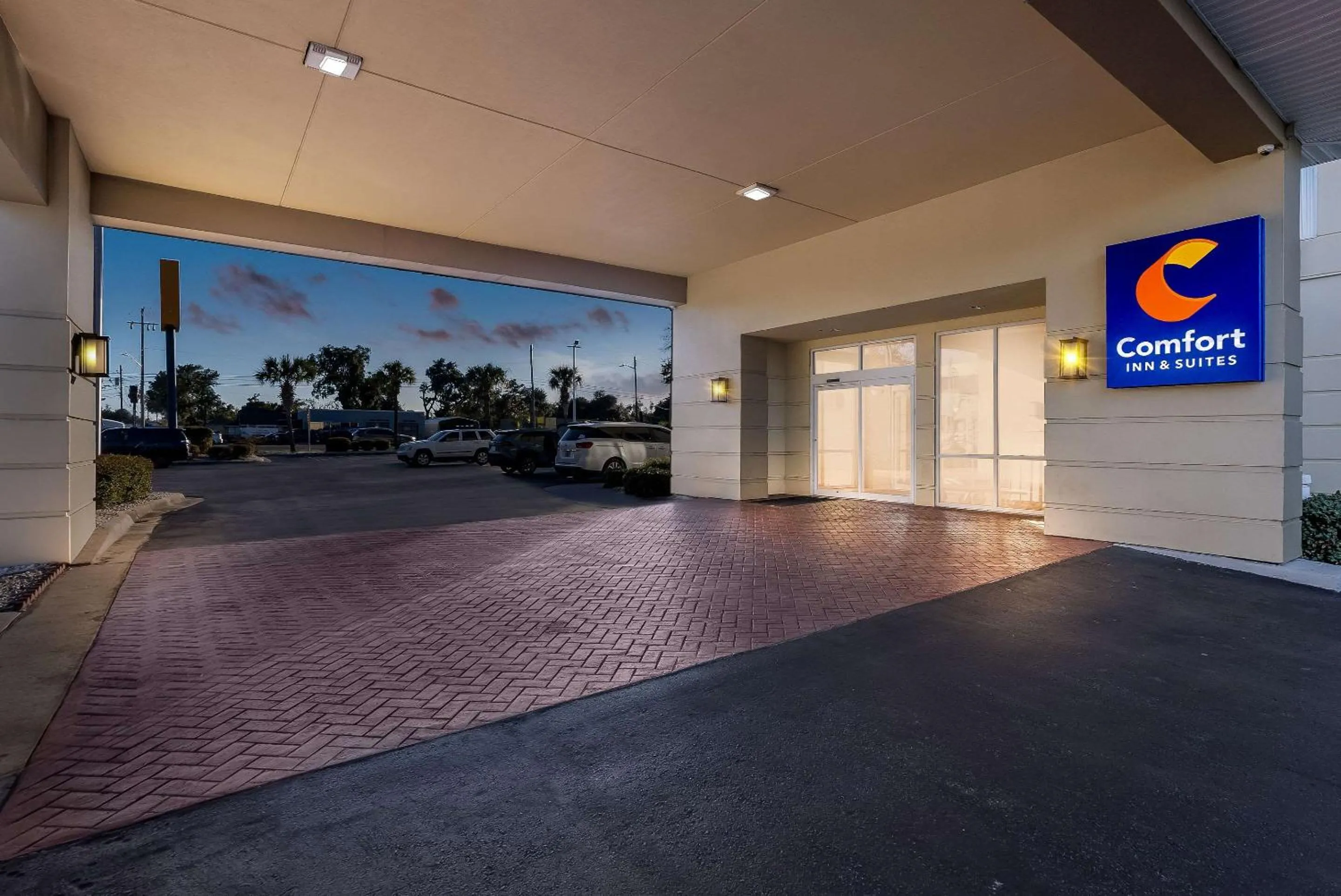 Property building in Comfort Inn & Suites Panama City - St Andrew