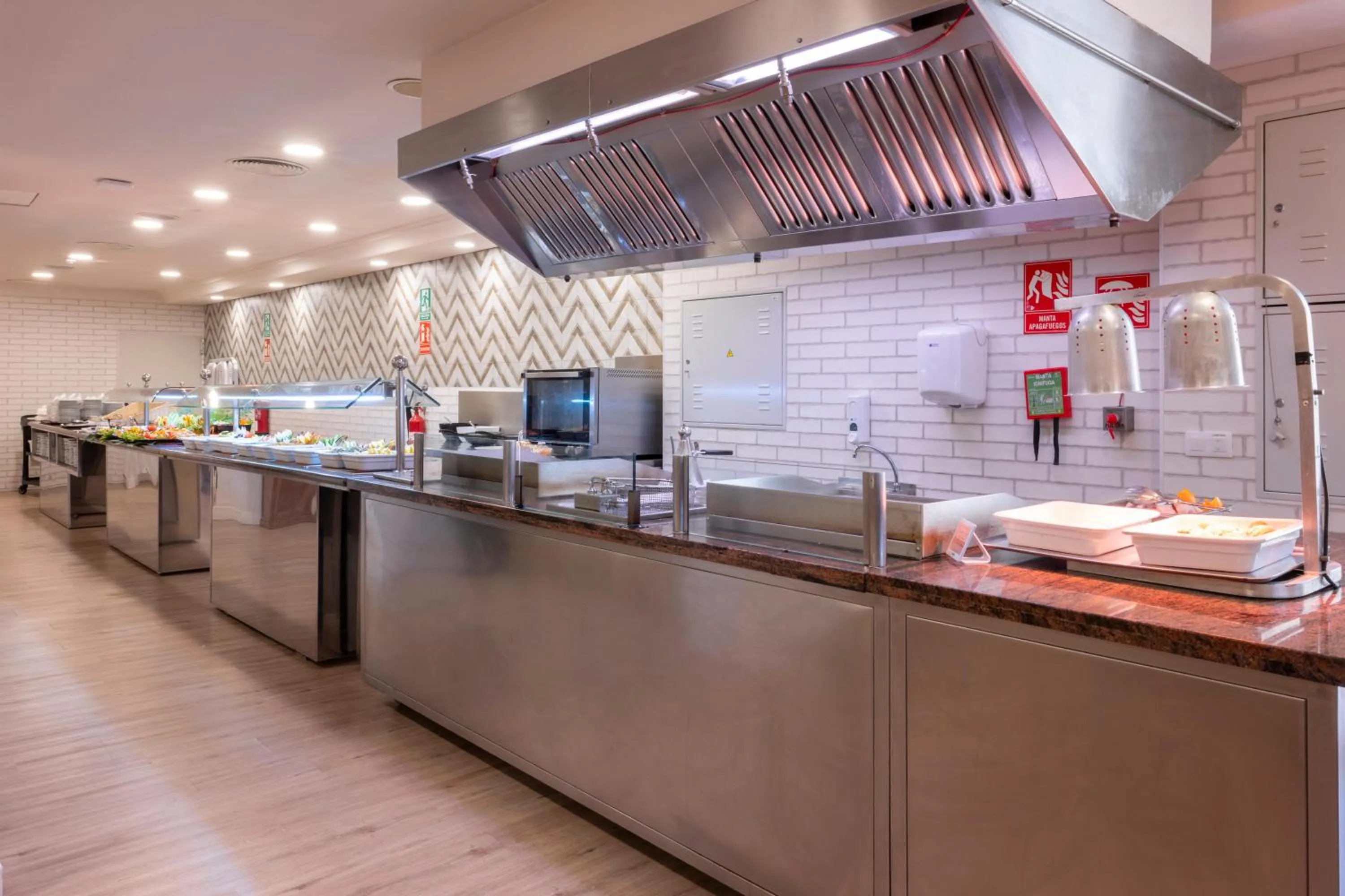 Lounge or bar in GF Noelia