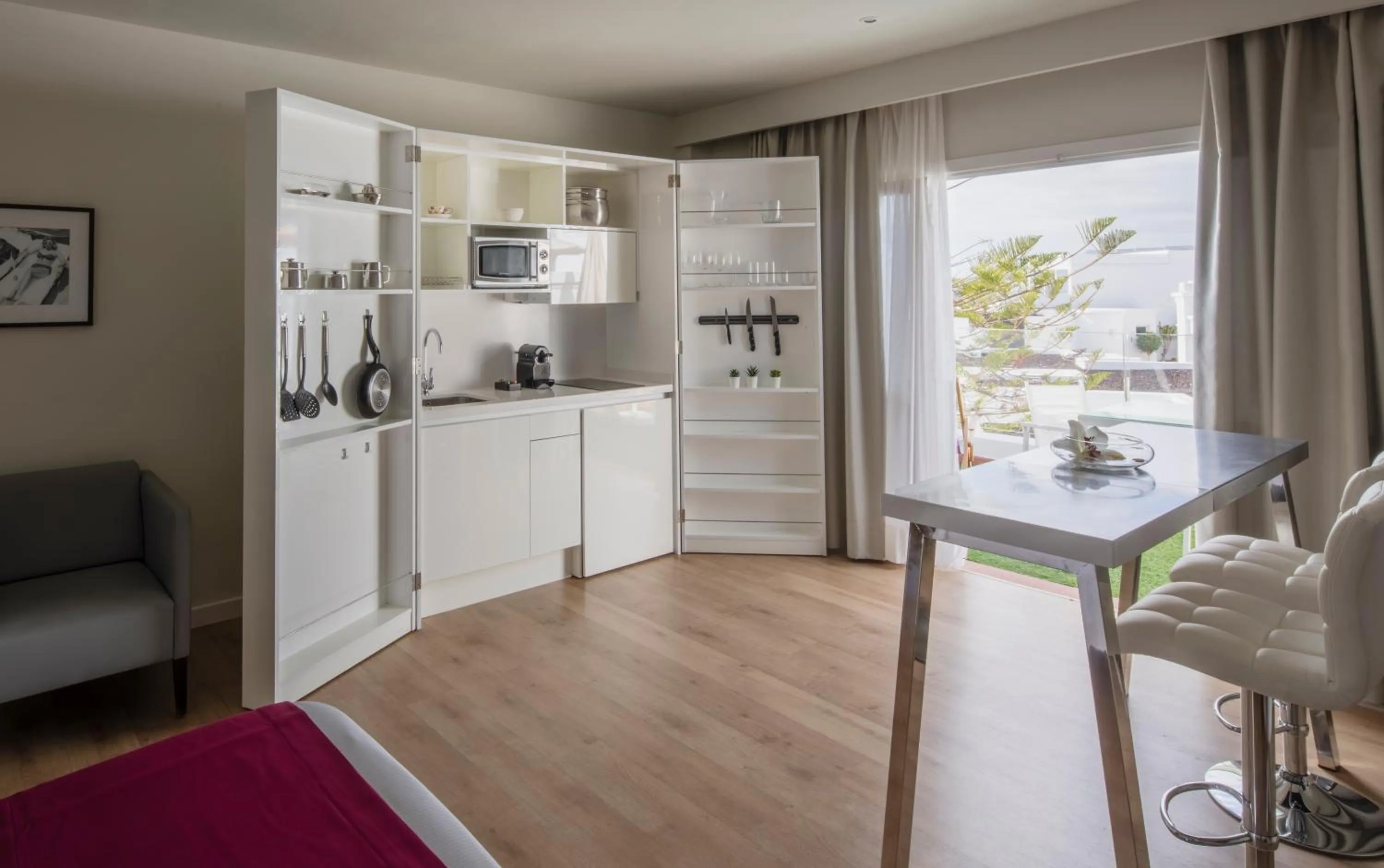 Kitchen or kitchenette in Flamingo Beach Mate