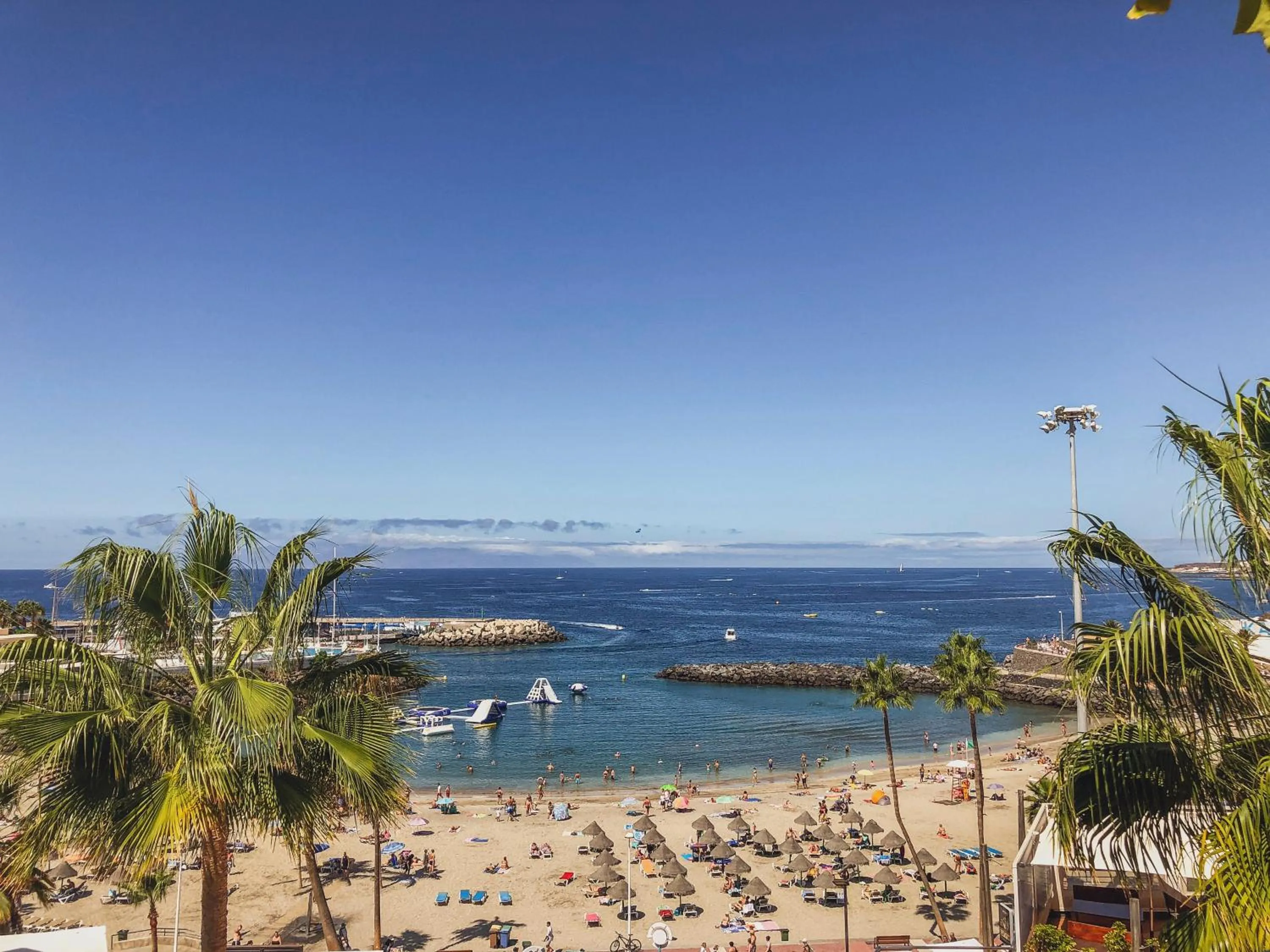 Natural landscape in Flamingo Beach Mate