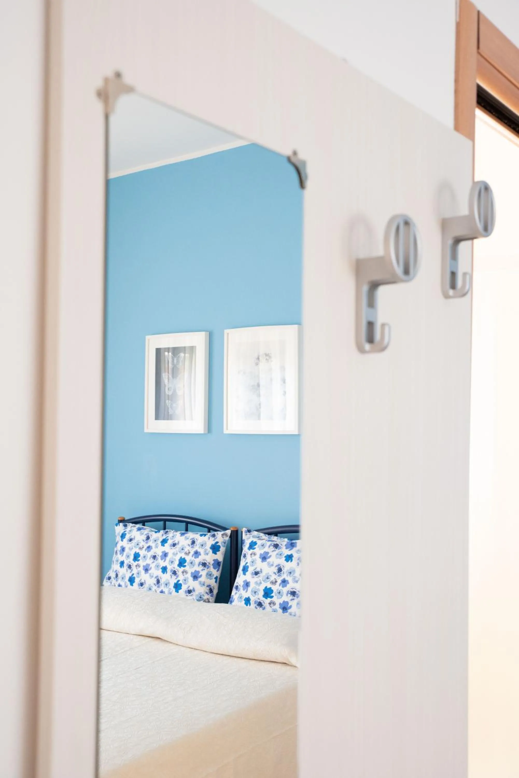 Decorative detail, Bed in B&B BrentaGiardino