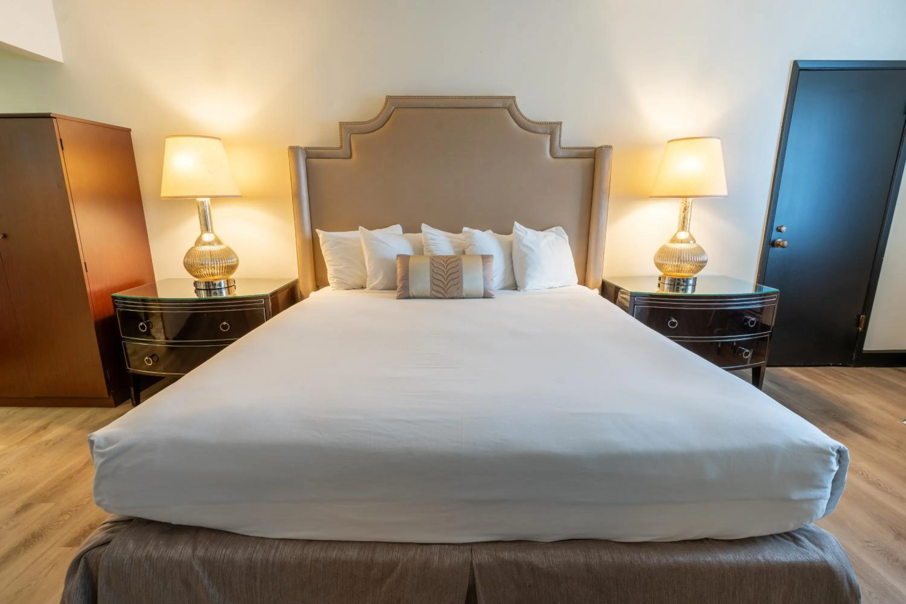 Bed in Sands Inn & Suites