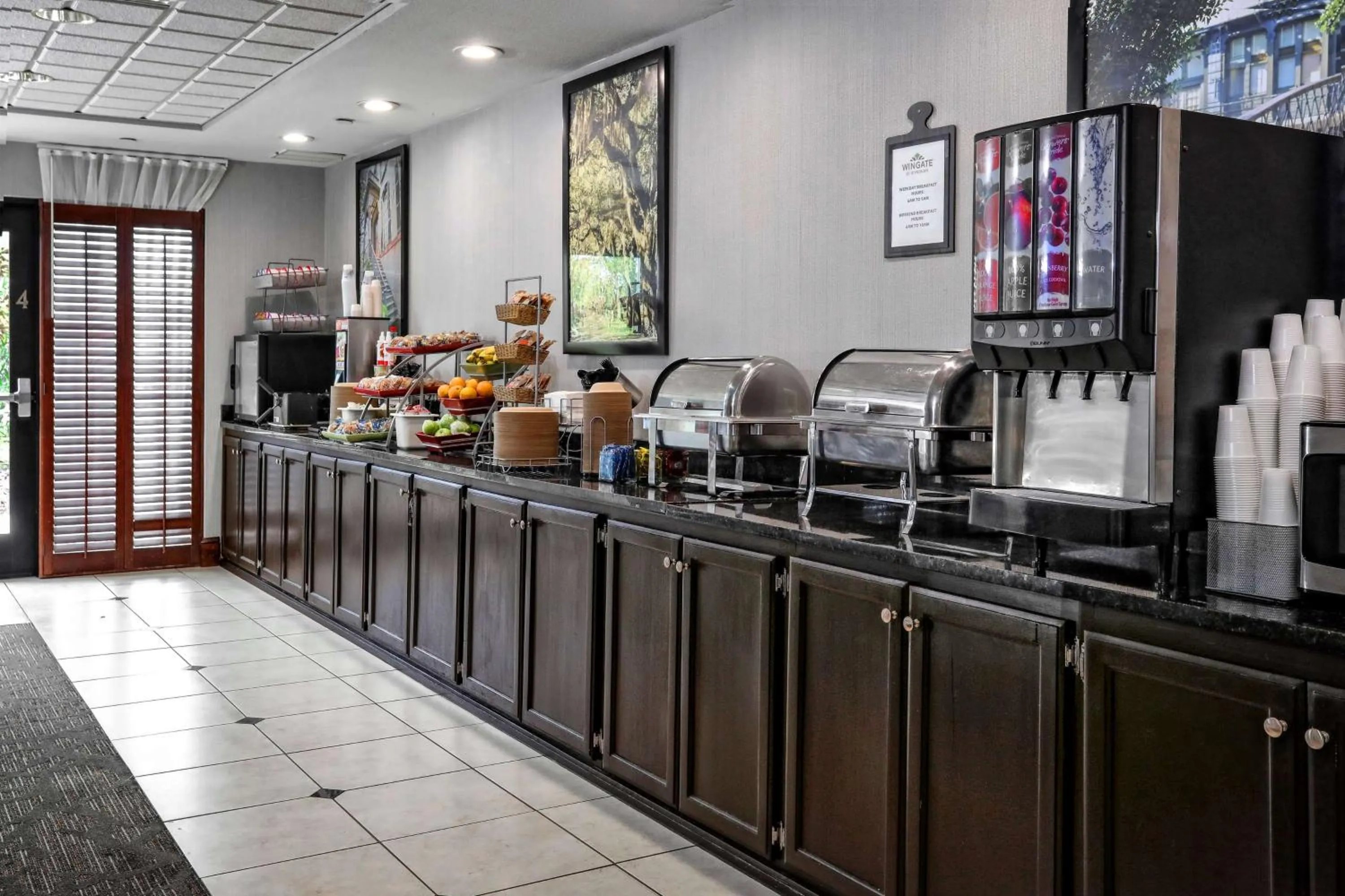 Breakfast in Wingate by Wyndham Savannah Pooler