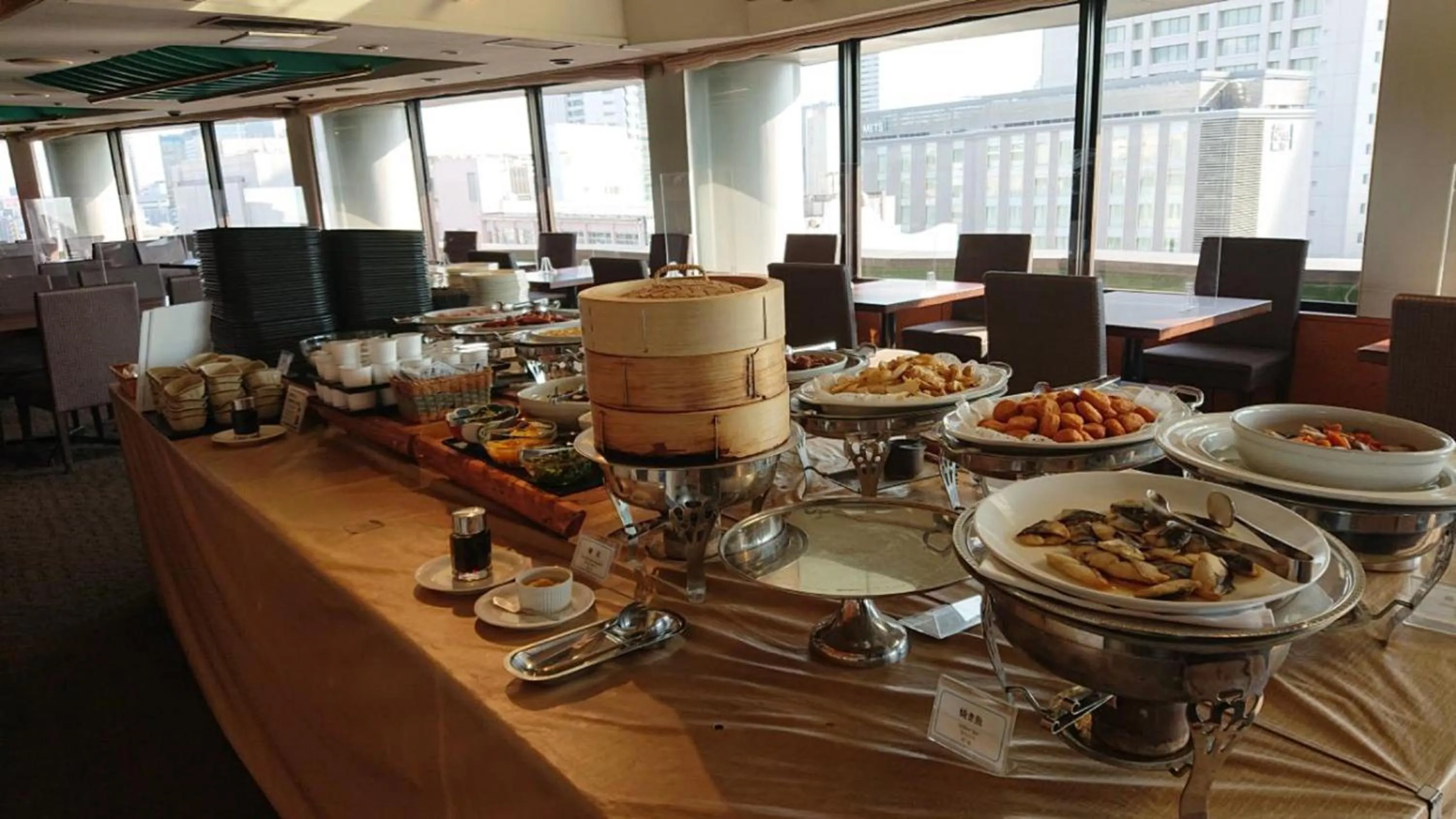 Restaurant/places to eat in Breezbay Hotel Resort and Spa