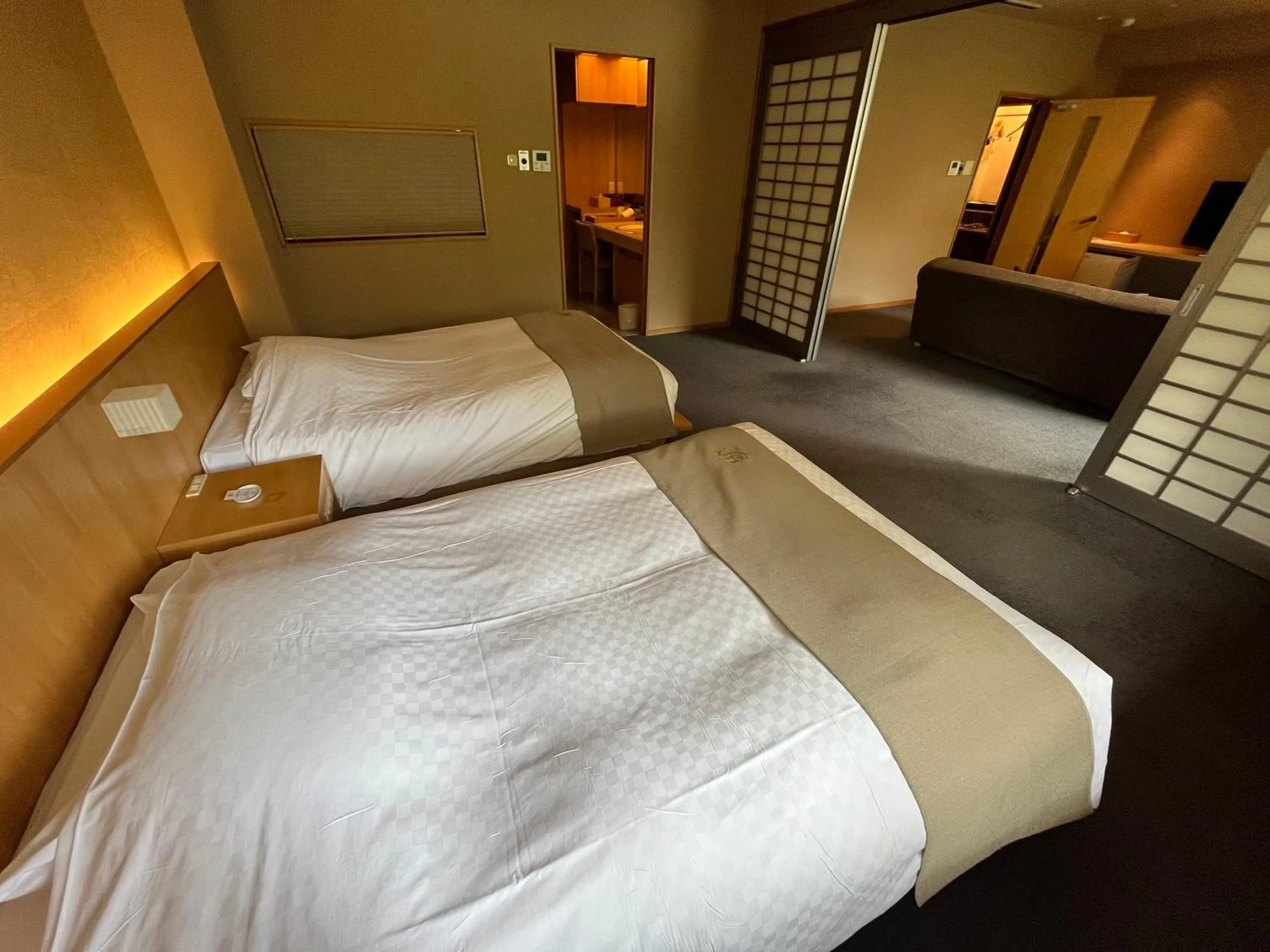 Bedroom, Bed in Jozankei Daiichi Hotel Suizantei