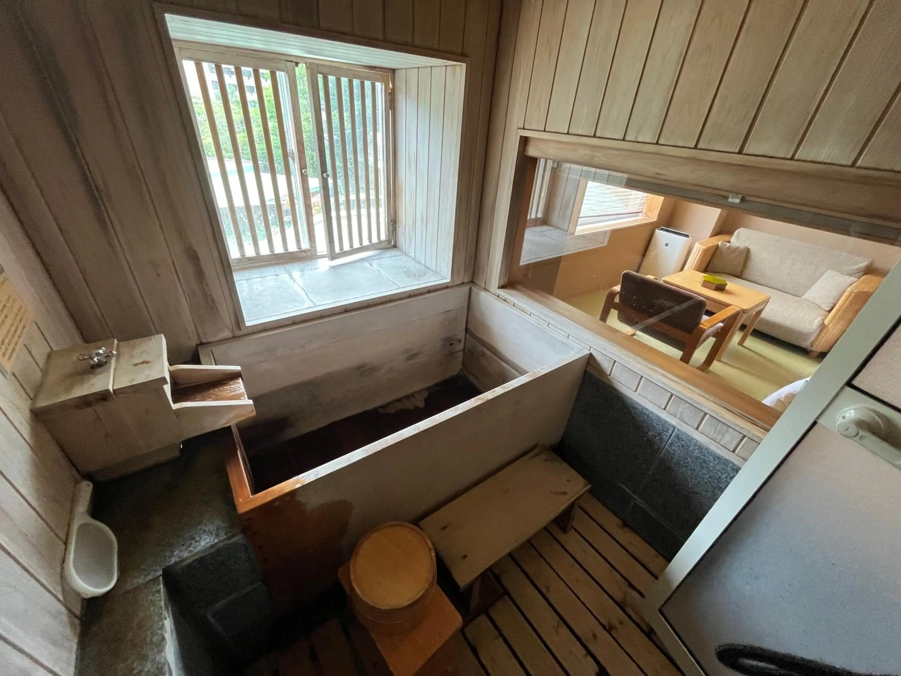 Bathroom, Bed in Jozankei Daiichi Hotel Suizantei
