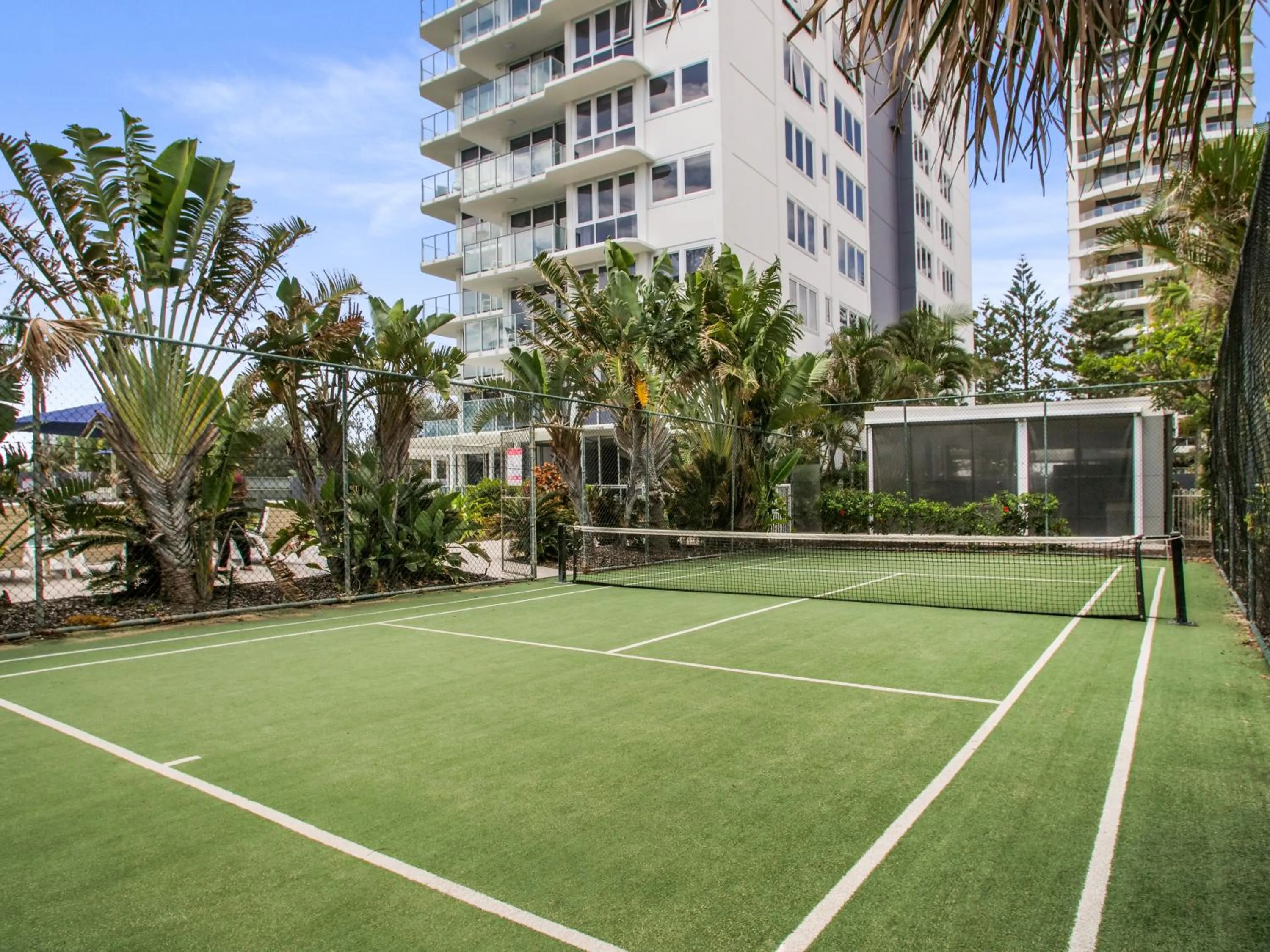 Tennis court in Boulevard Towers on Broadbeach