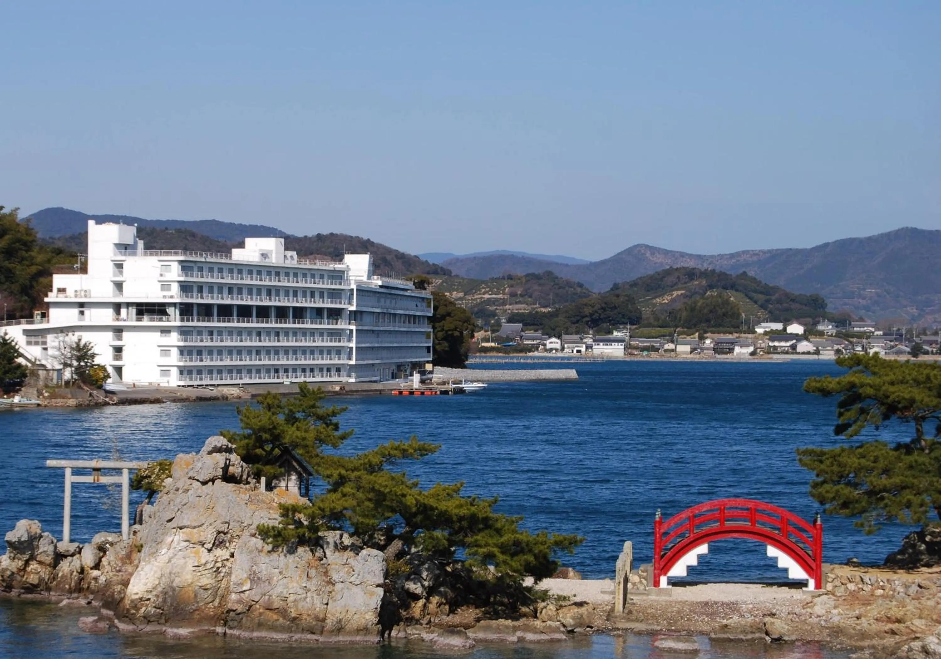 Facade/entrance in Hotel Listel Hamanako