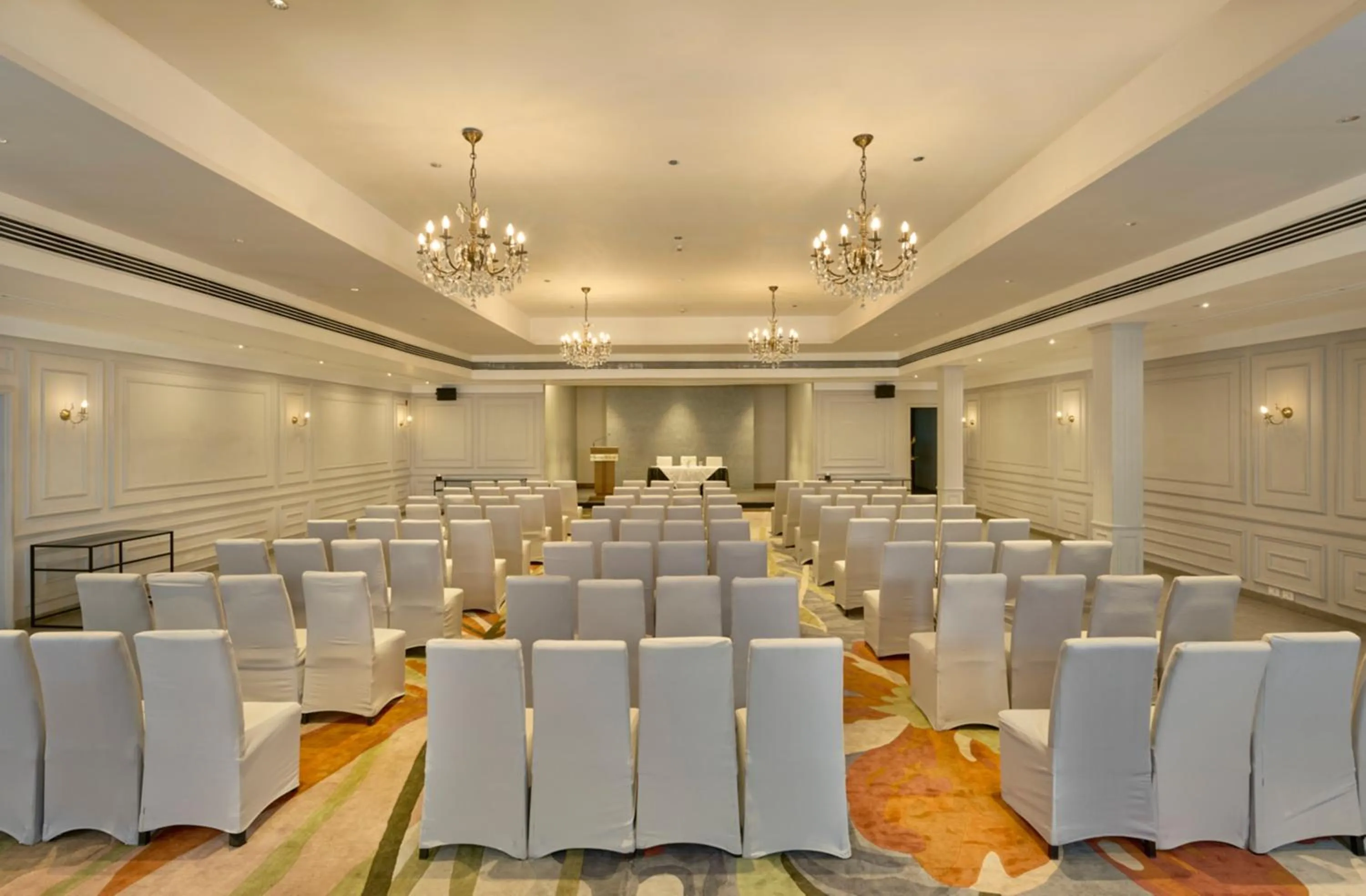 Meeting/conference room in The Avenue Regent