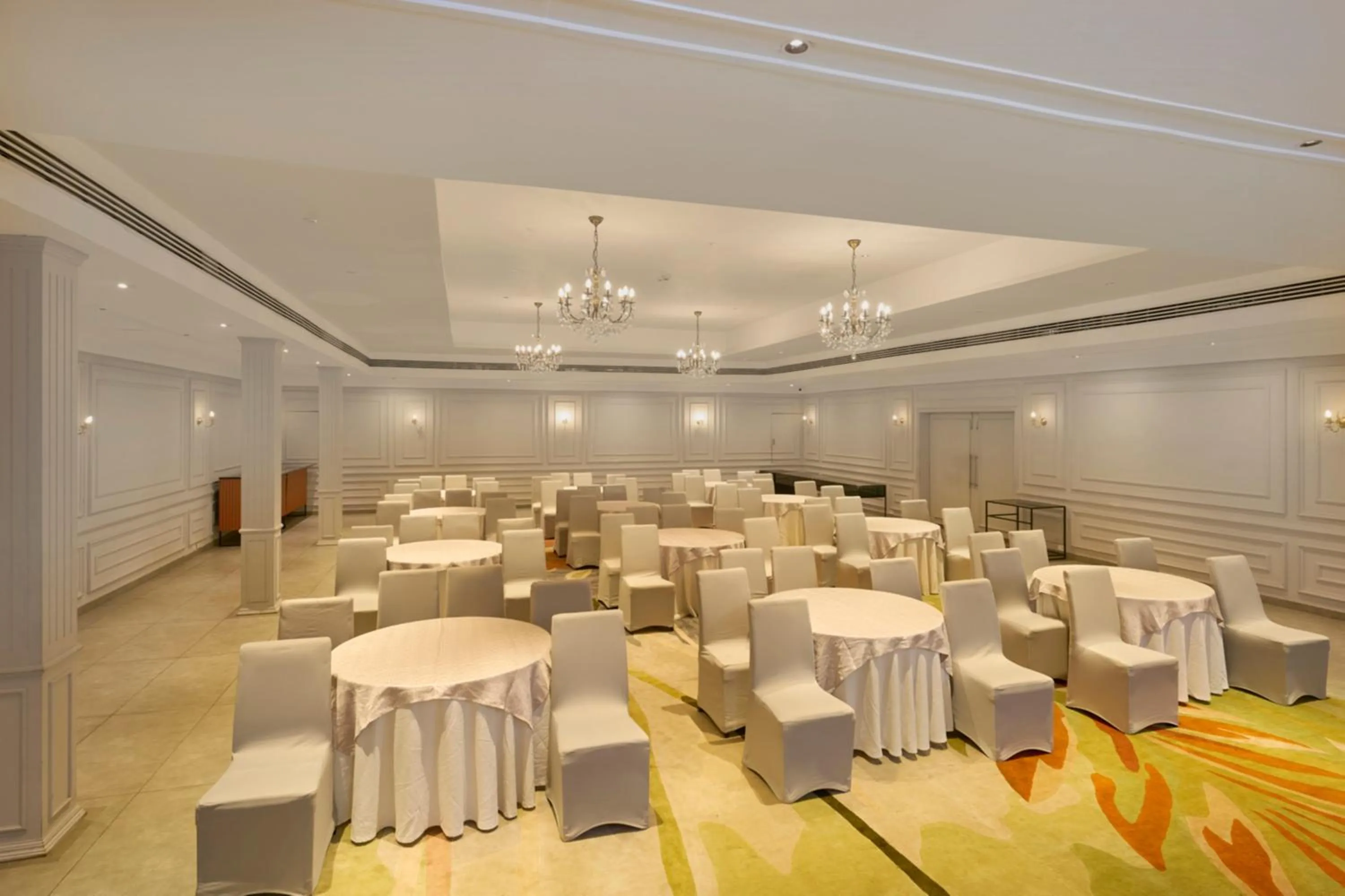 Banquet/Function facilities in The Avenue Regent