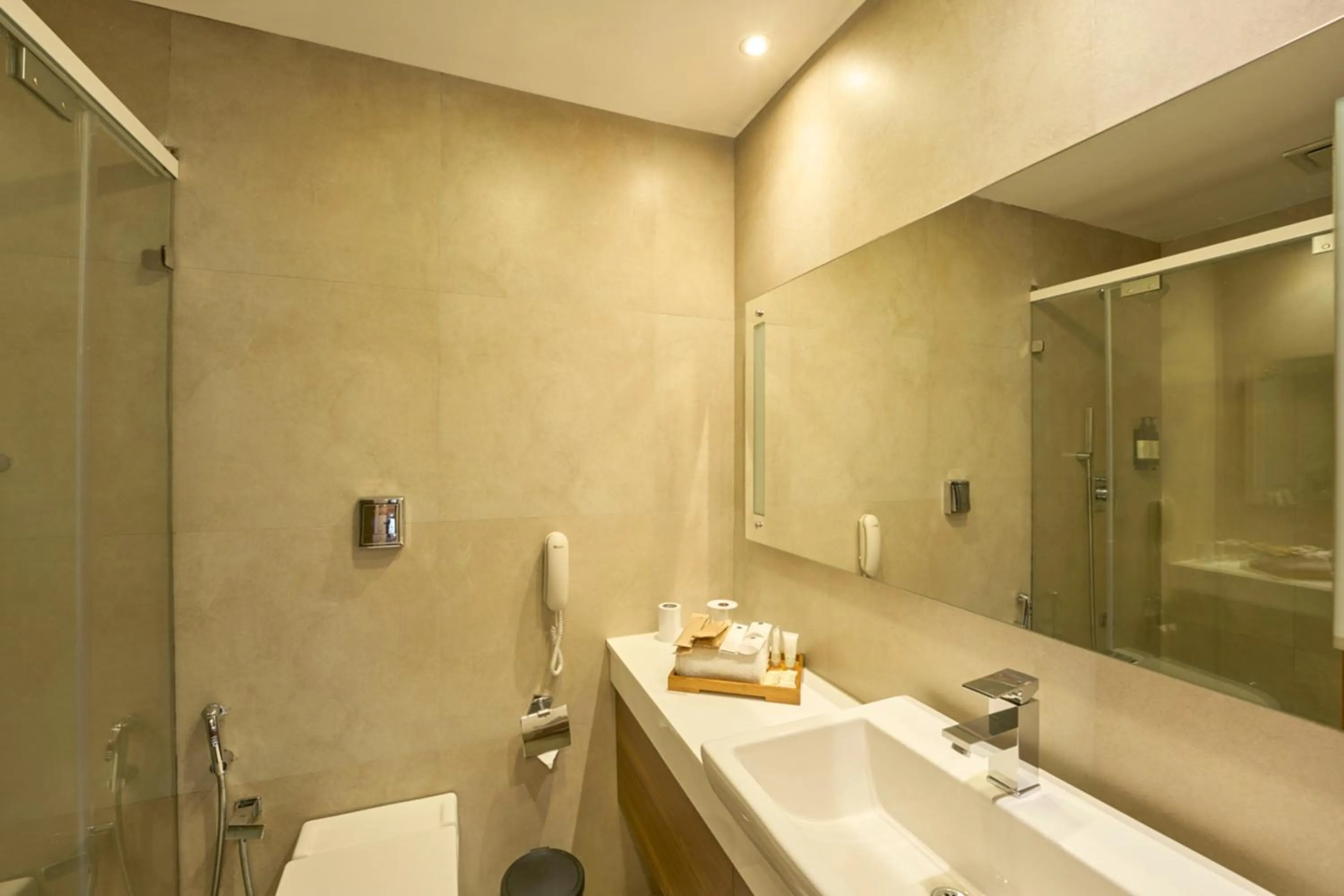 Bathroom in The Avenue Regent