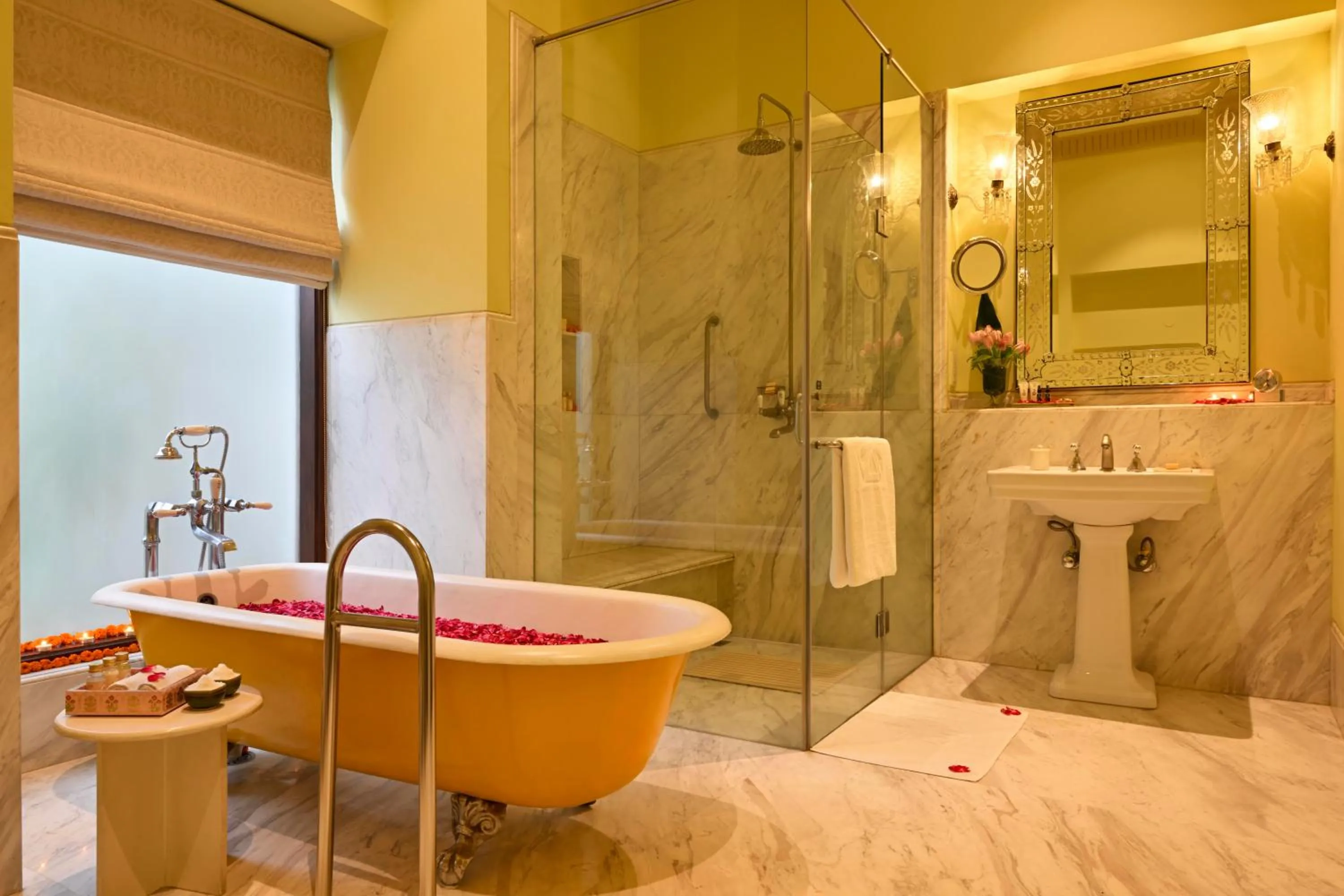 Bathroom in Taj Nadesar Palace