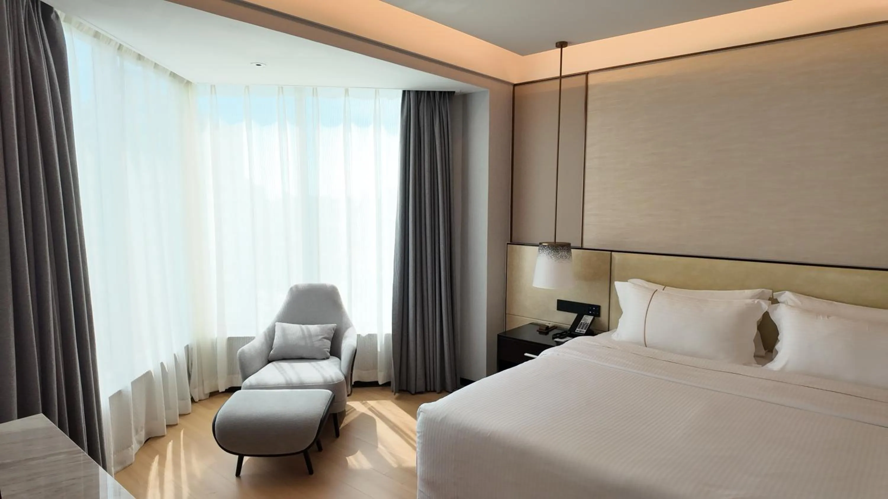 Bedroom in Wyndham Garden Haikou Meilan