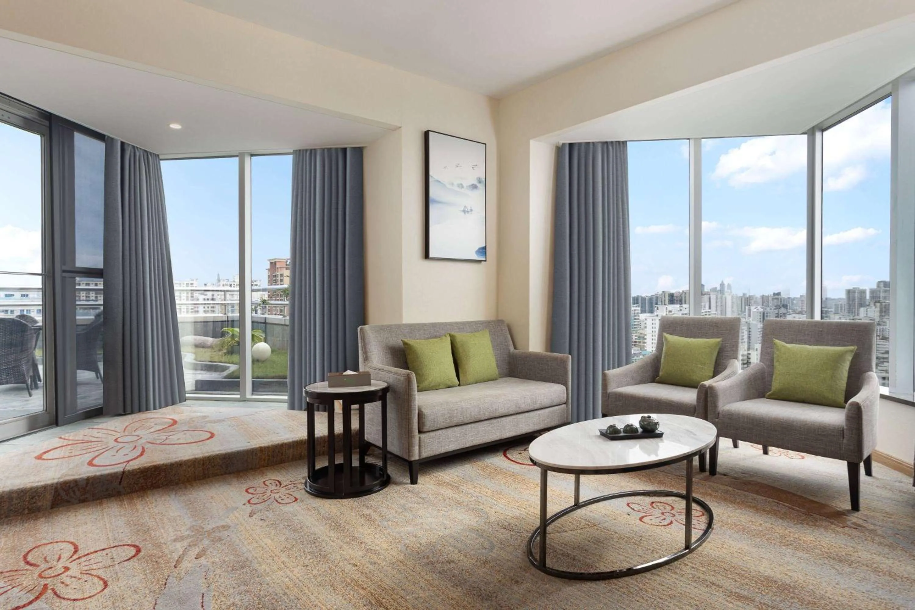 Photo of the whole room in Wyndham Garden Haikou Meilan