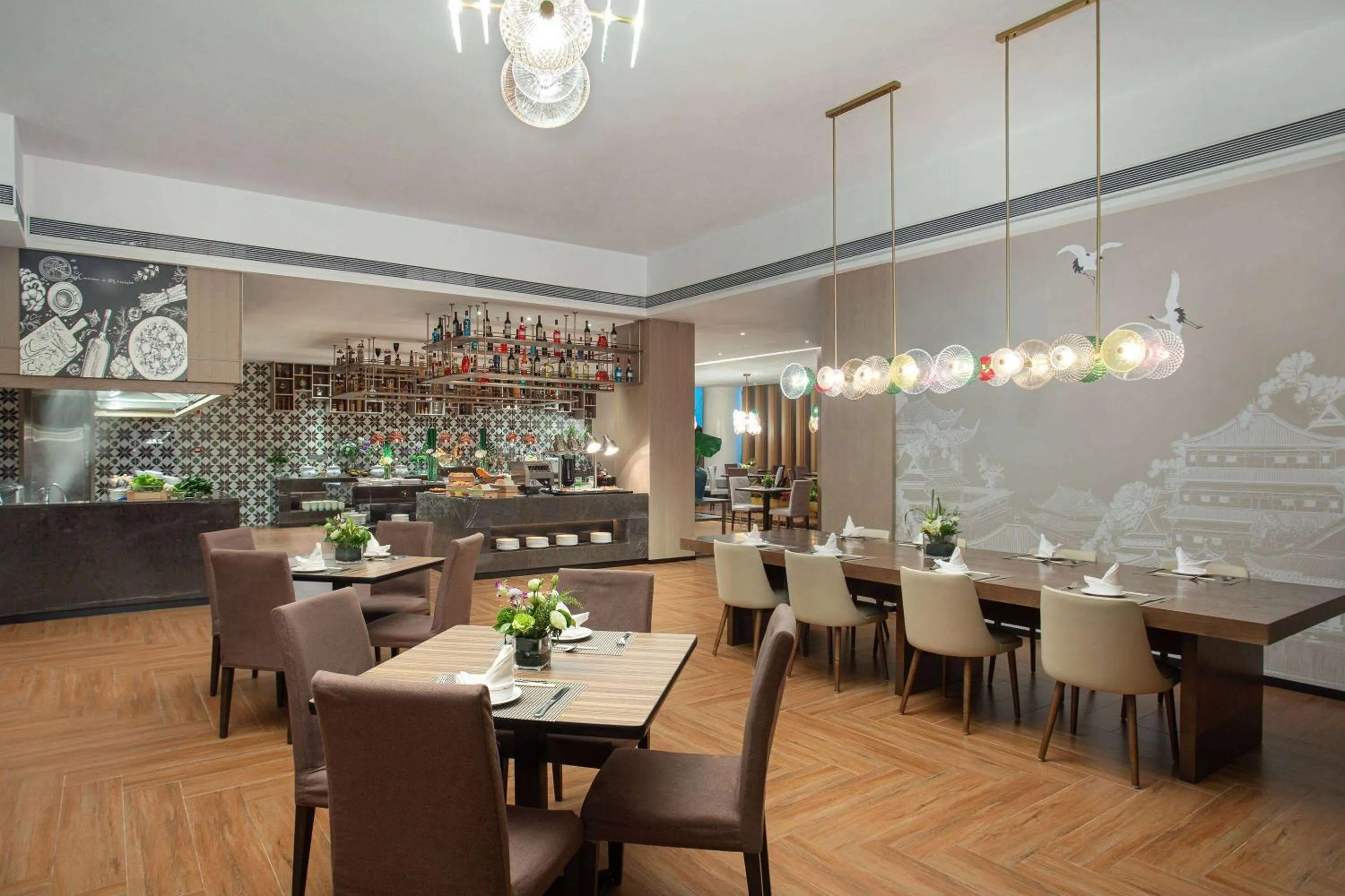 Restaurant/places to eat in Wyndham Garden Haikou Meilan