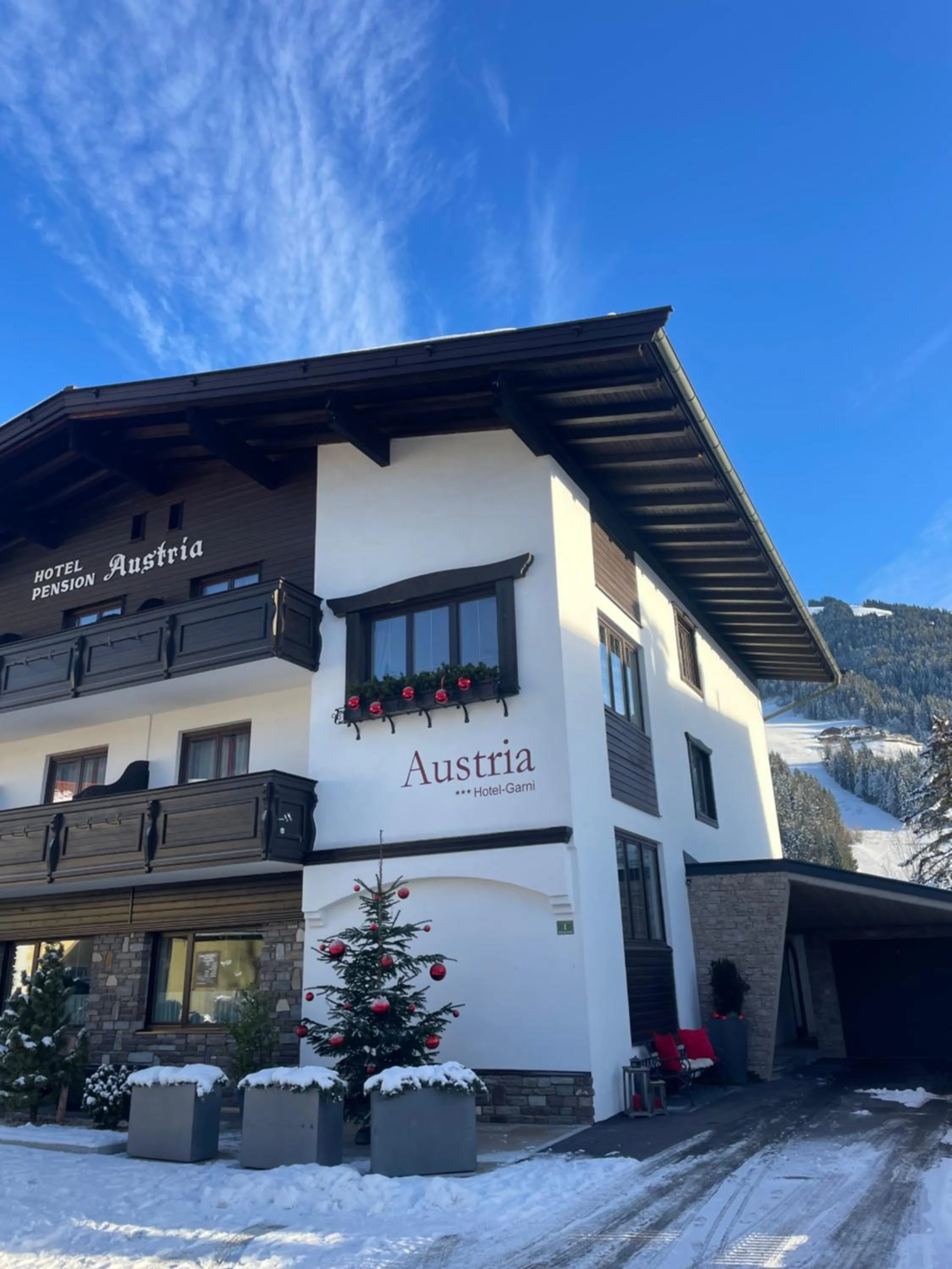 Property building in Hotel-Garni Austria